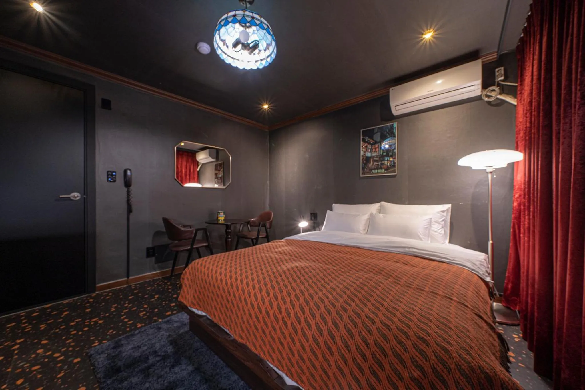 Bed in Shourin Hotel Cheonan by Aank