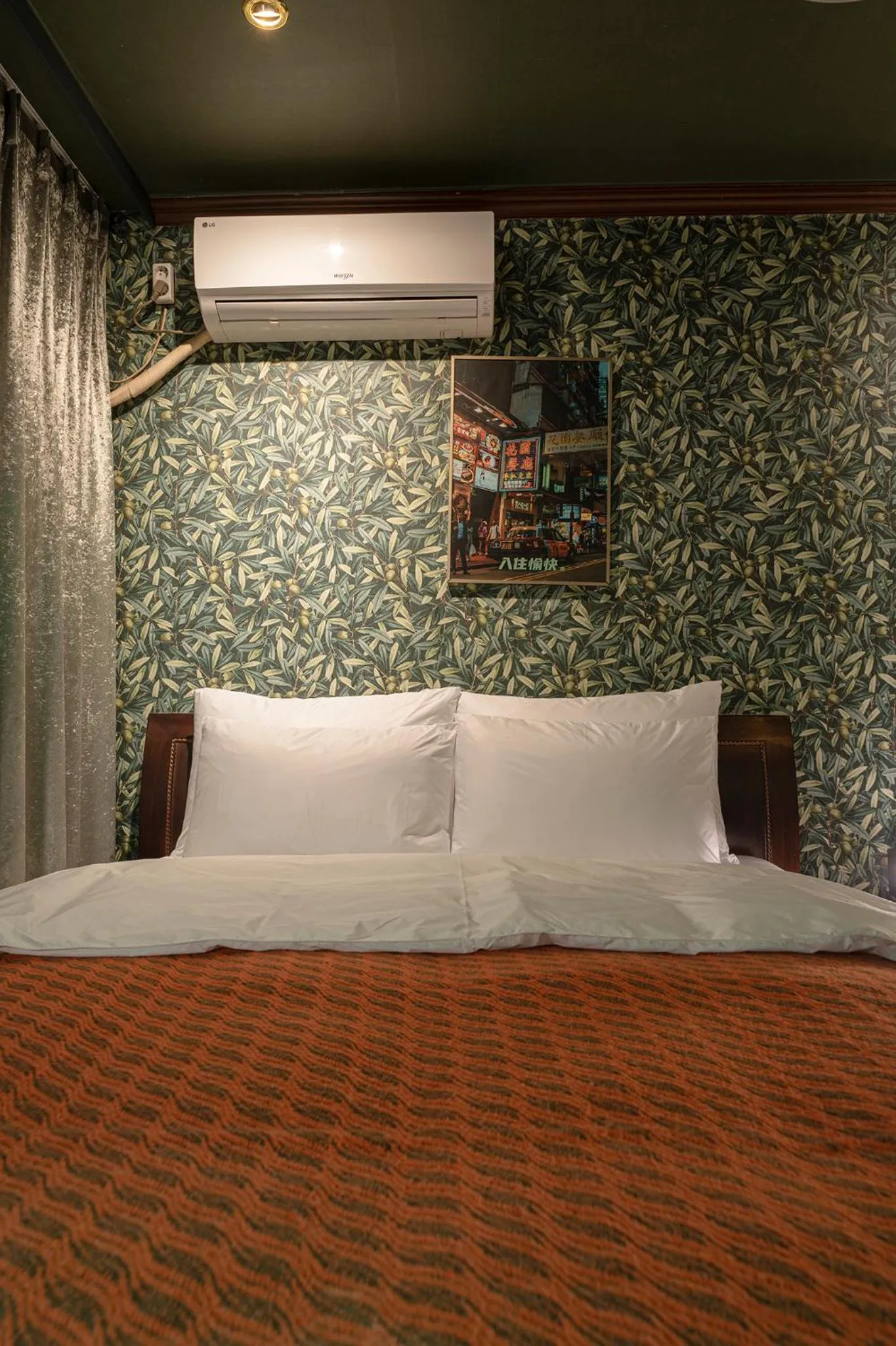 Bed in Shourin Hotel Cheonan by Aank