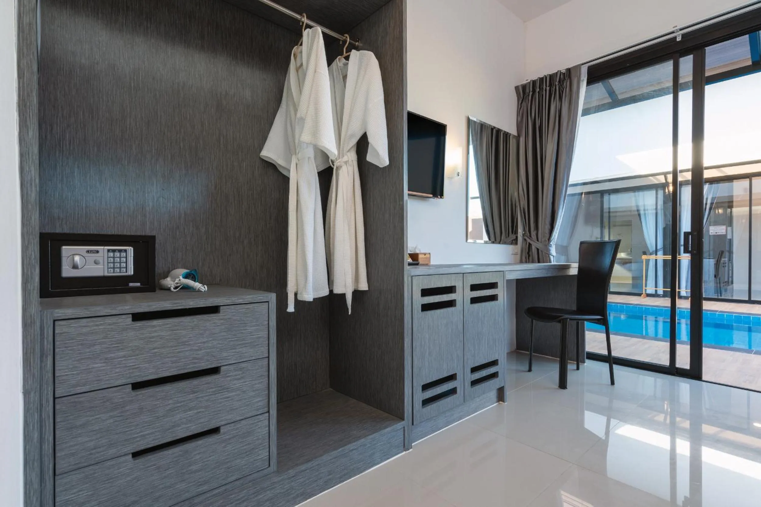 TV and multimedia in Thames Tara Private Pool Villa Rawai Phuket