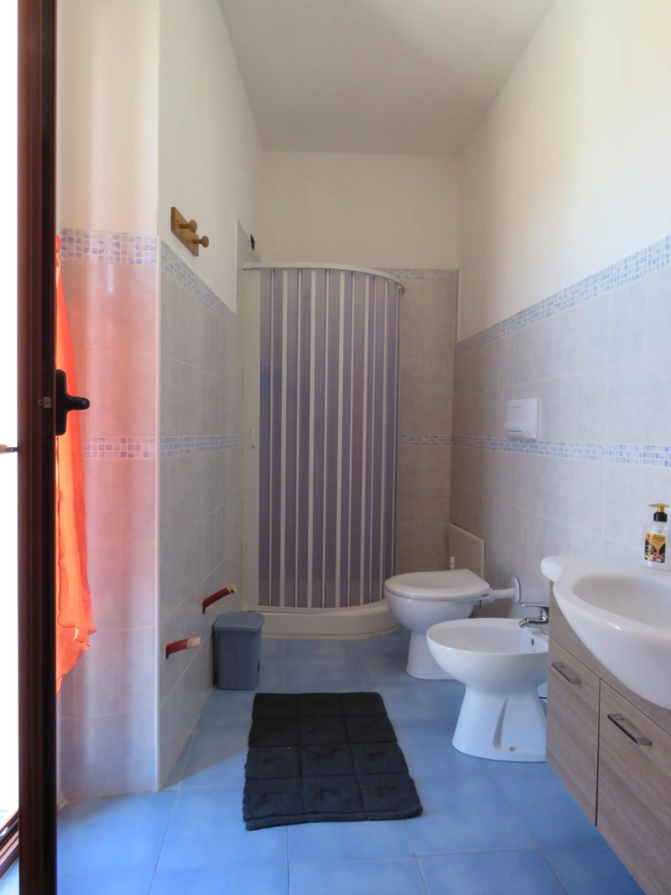 Bathroom in Orgosolo B&B Sardegna