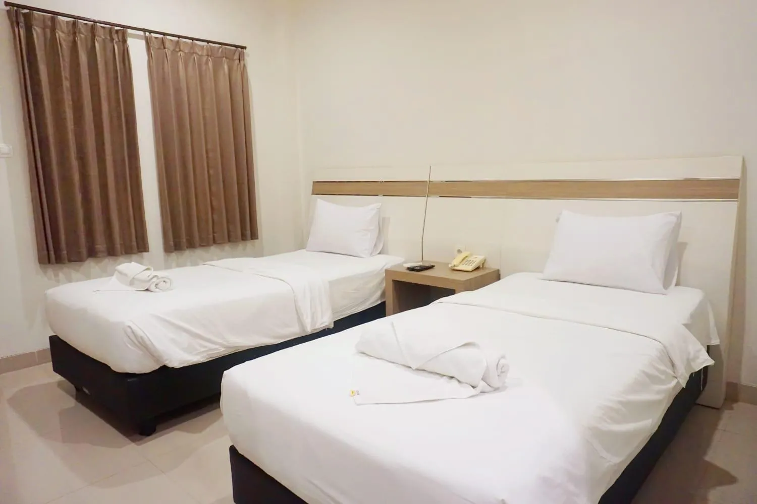 Bedroom, Bed in Lombok Mayura Hotel