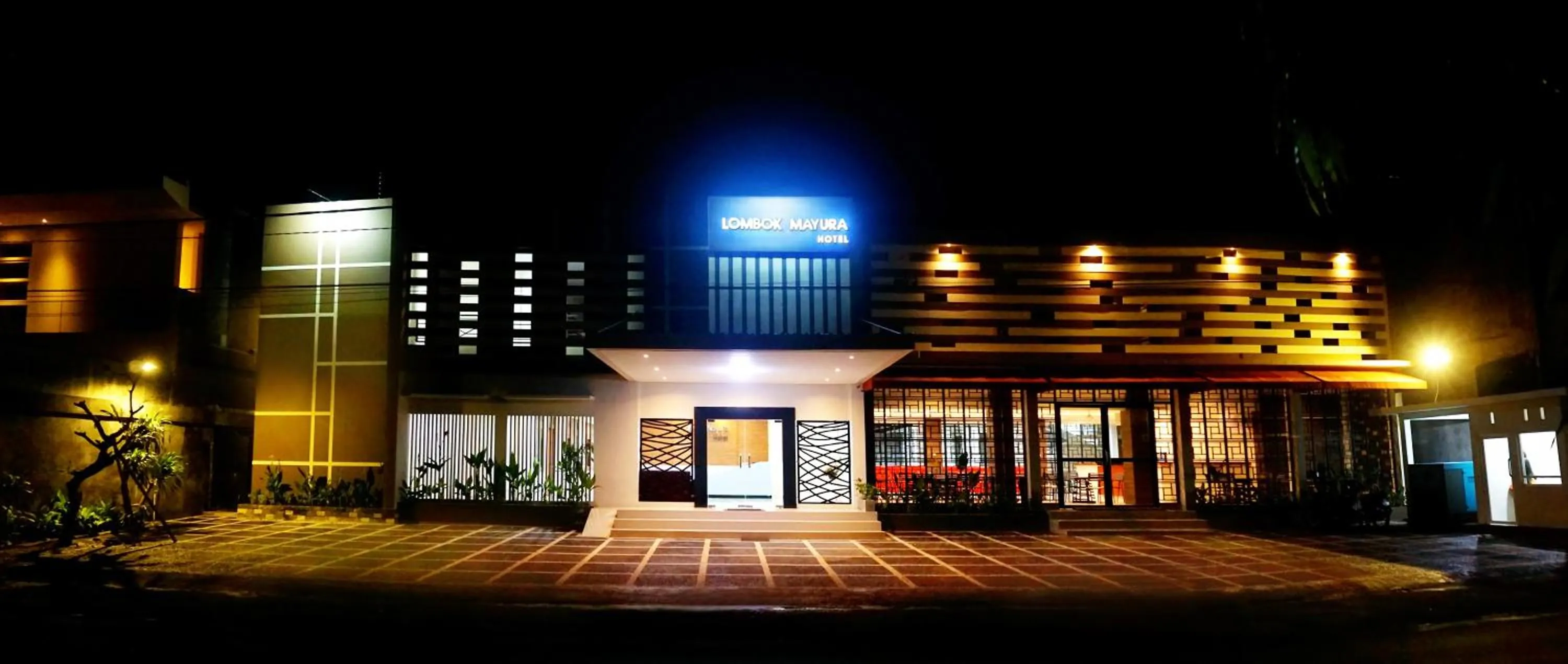 Property building in Lombok Mayura Hotel