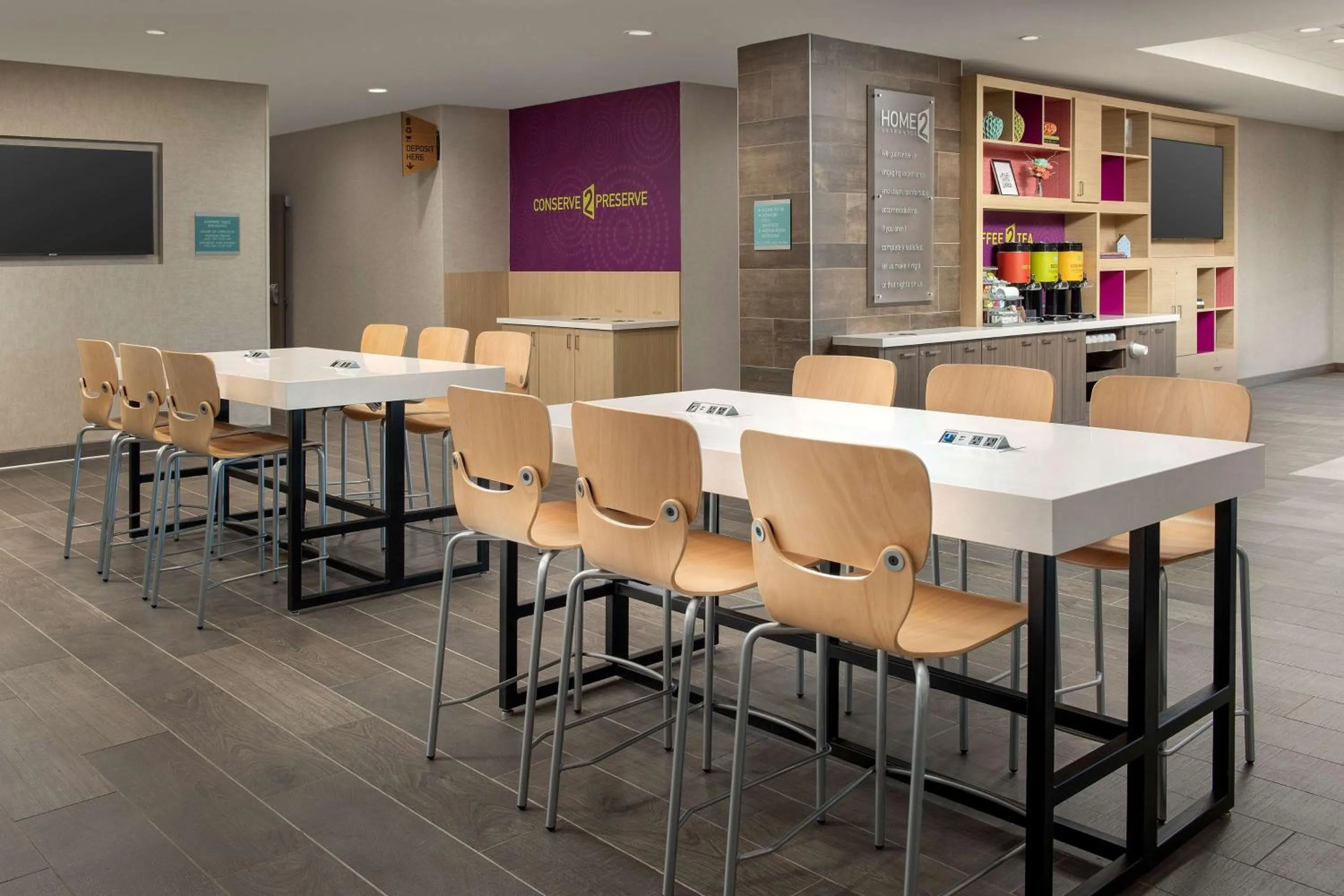 Breakfast in Home2 Suites By Hilton Marysville