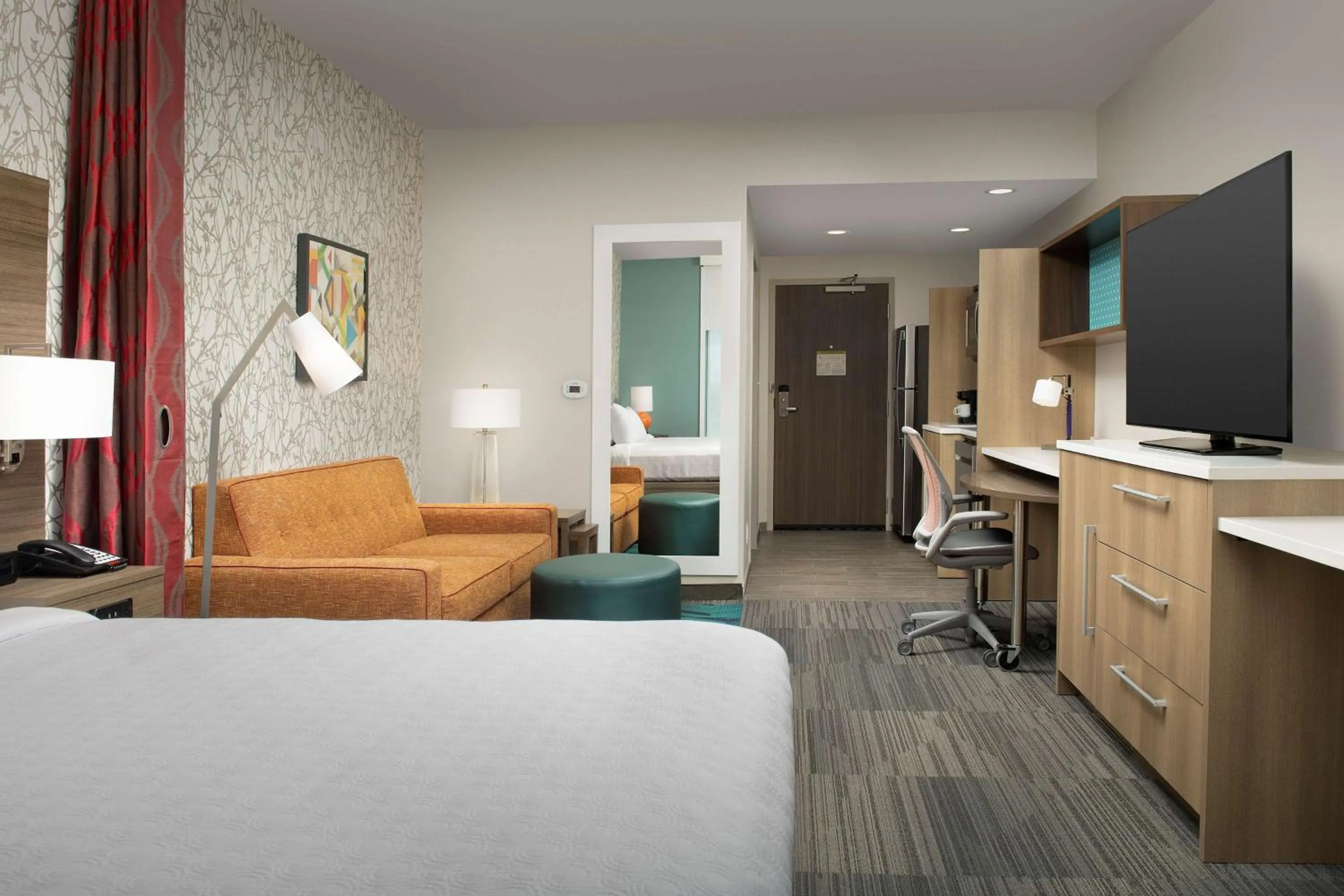 Bedroom, Bed in Home2 Suites By Hilton Marysville