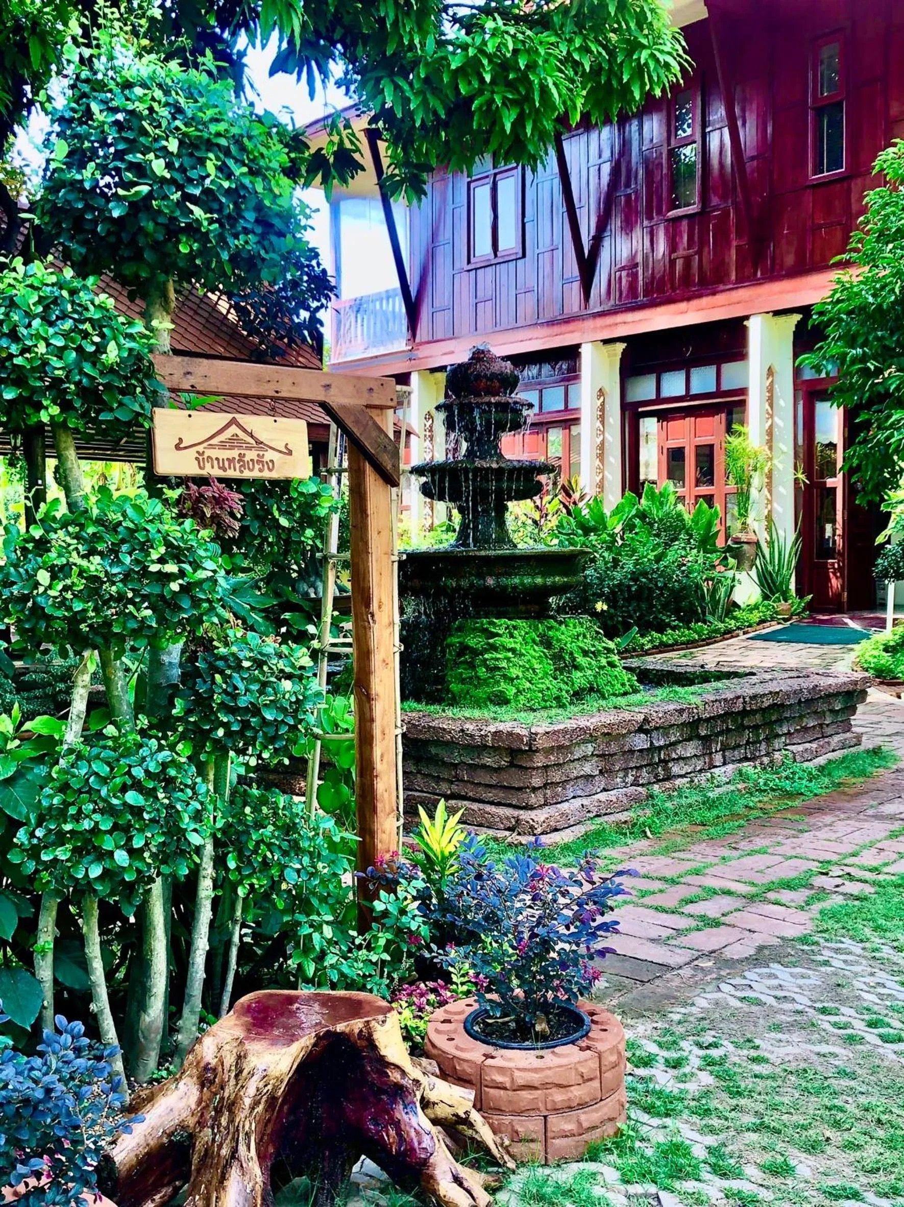 Property building in Baan Lhang Wangh บ้านหลังวัง