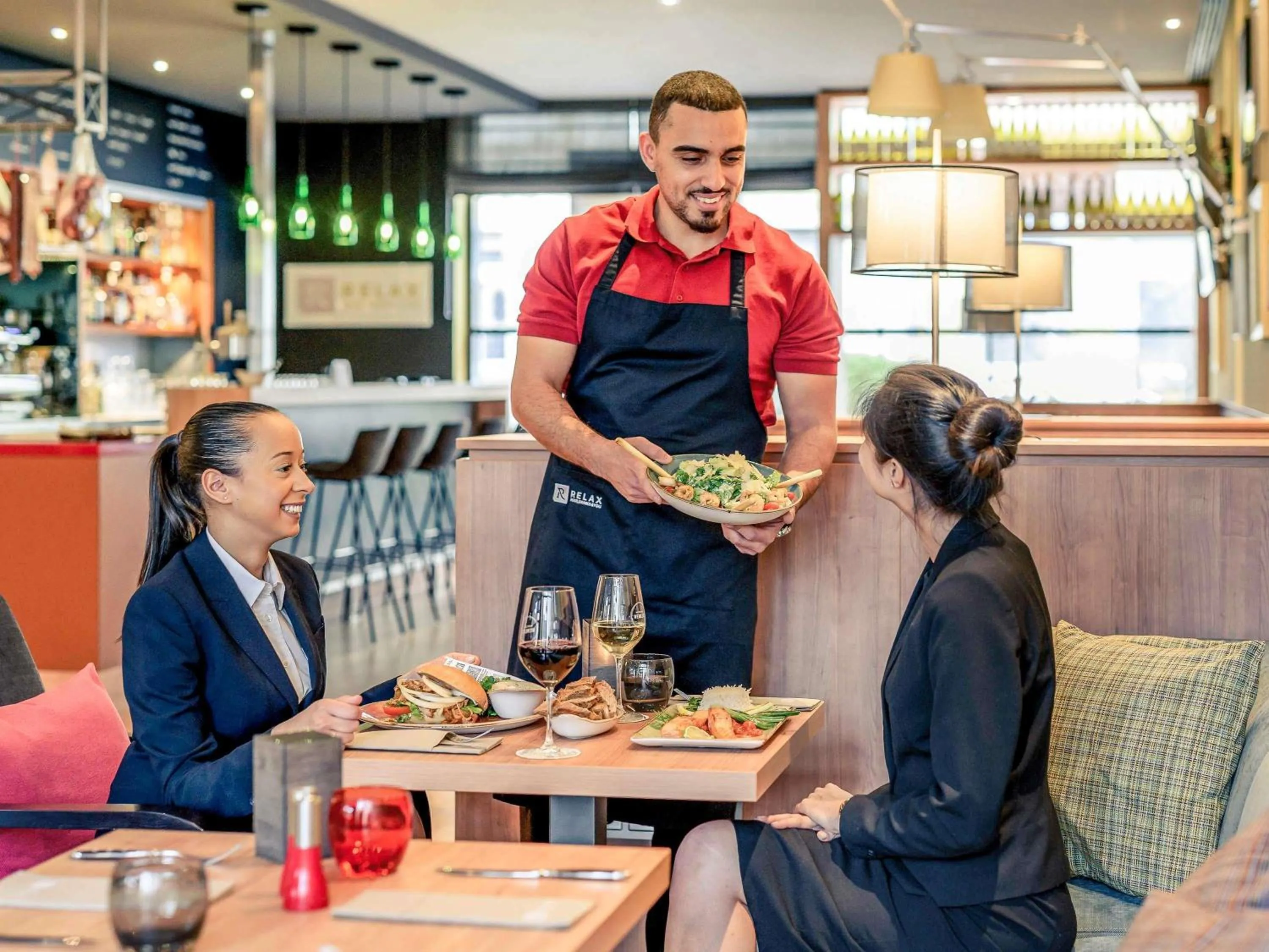 Lounge or bar in Mercure Hotel Mannheim am Rathaus