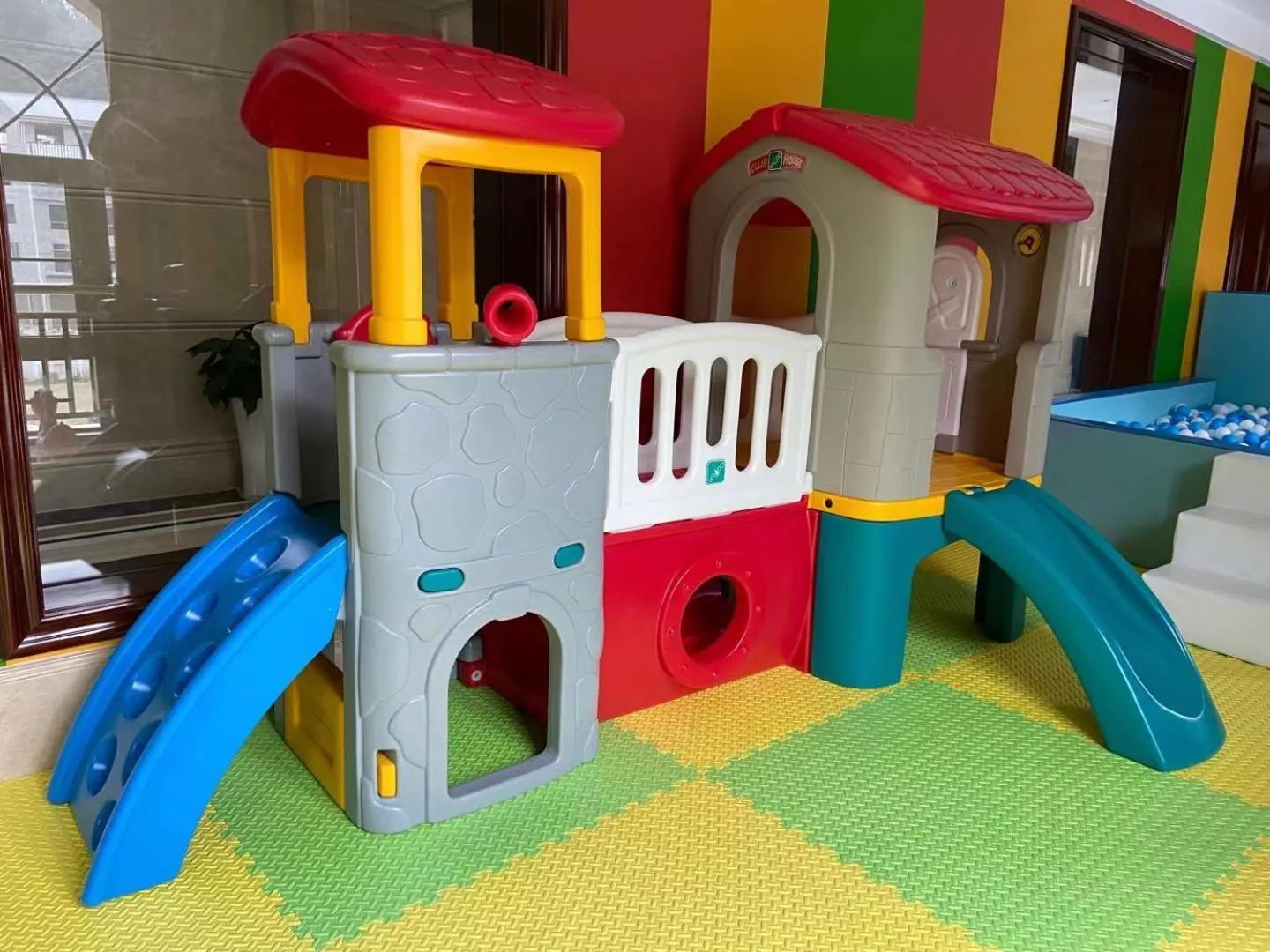 Children play ground in SSAW Boutique Hotel Lishui Jiarui