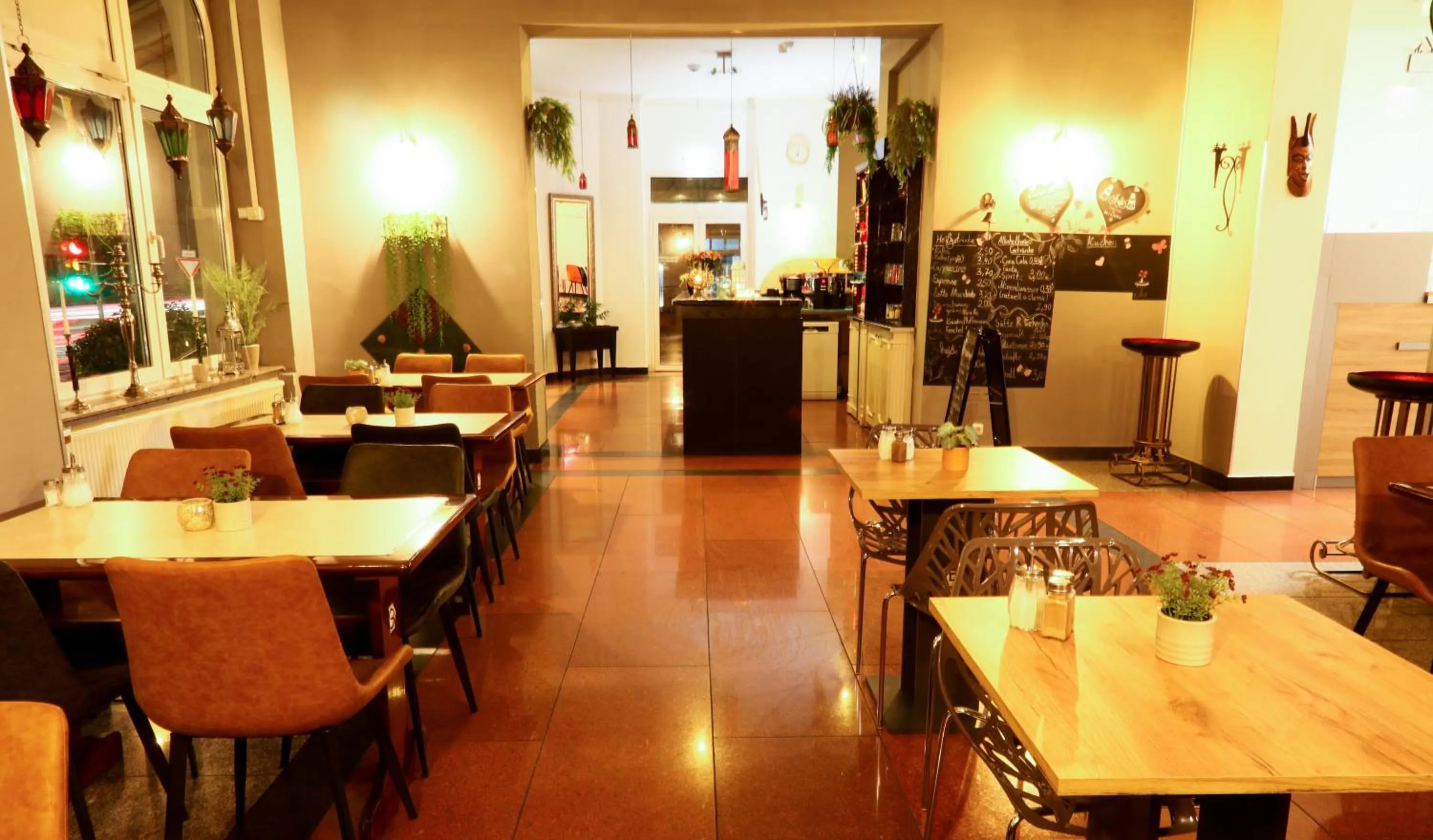 Restaurant/places to eat in Hotel Karlshorst