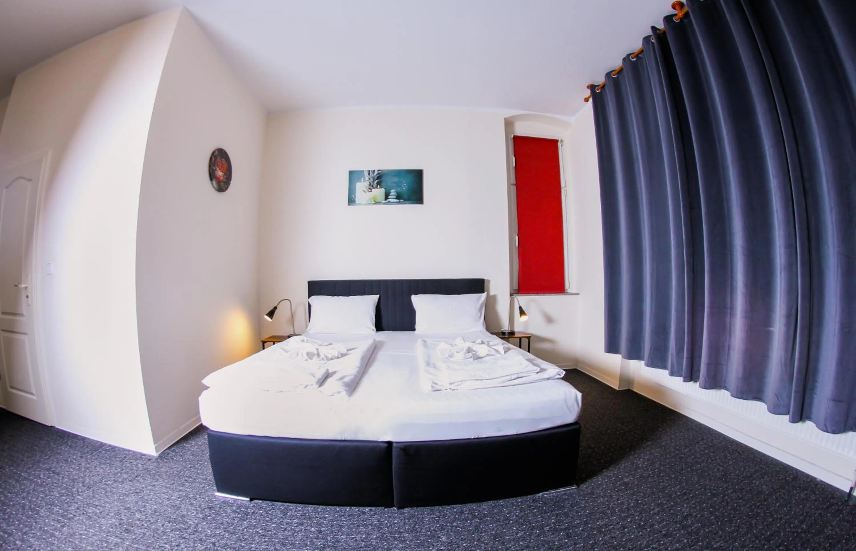 Bedroom, Bed in Hotel Karlshorst