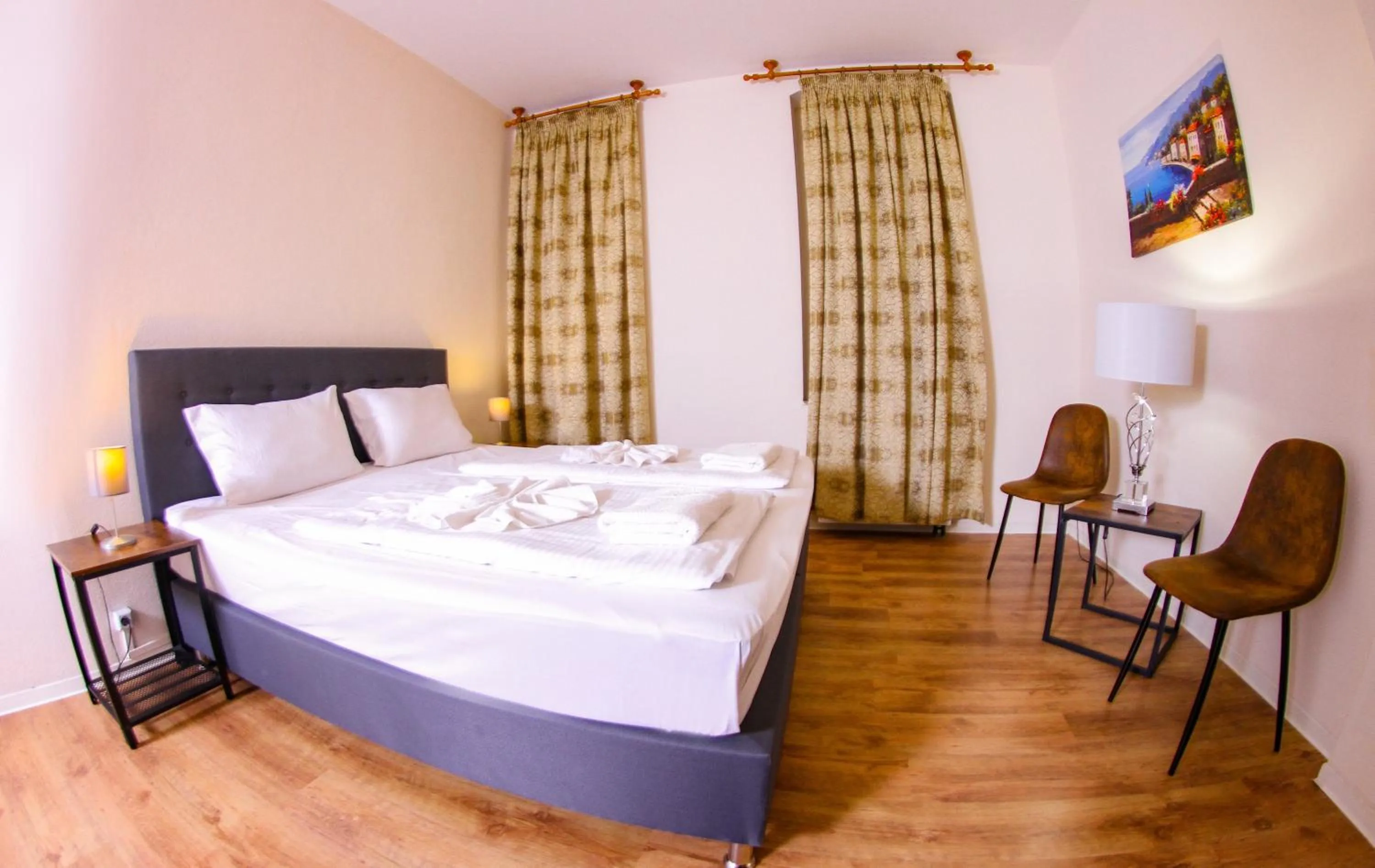 Bedroom, Bed in Hotel Karlshorst