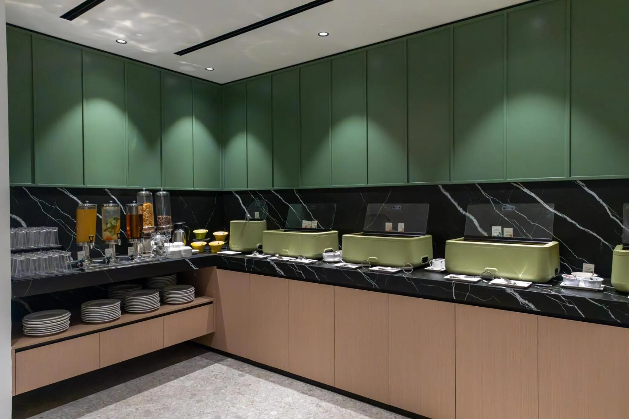 Restaurant/places to eat in Rose Plaza Hotel Al Barsha