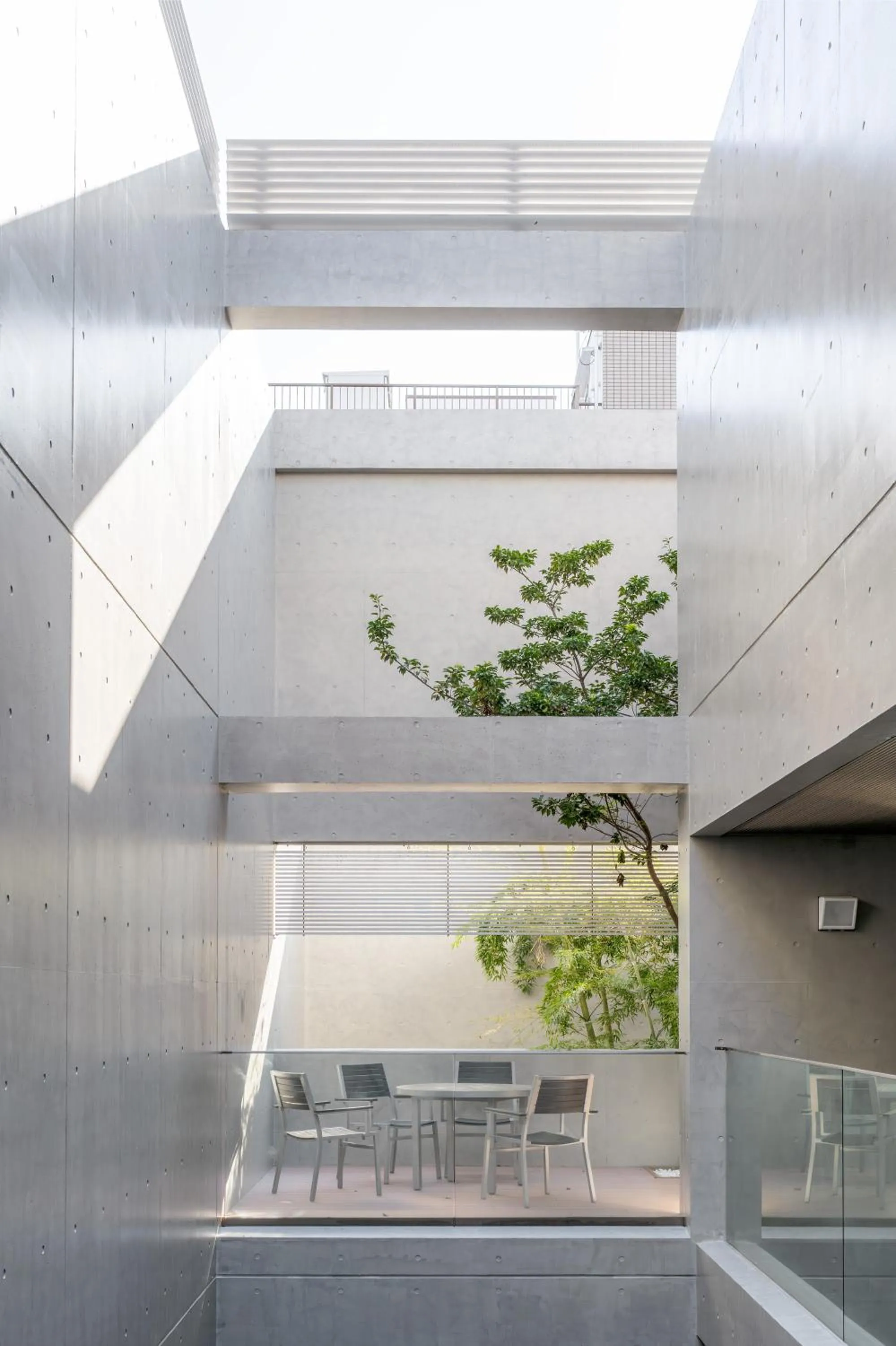 Azabu Modern House The Tokyo Tower can be seen from the villa 500m2