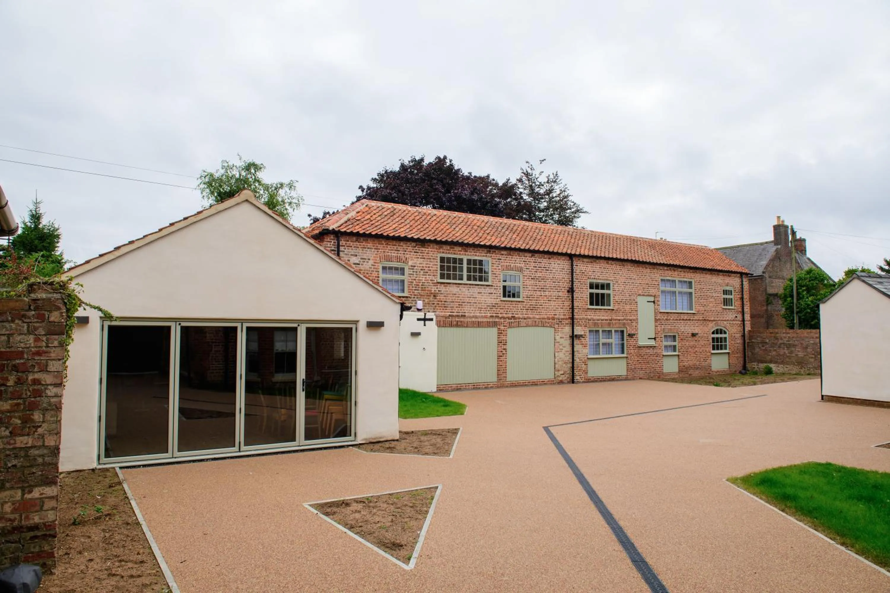 Property building in The Old Kings Head