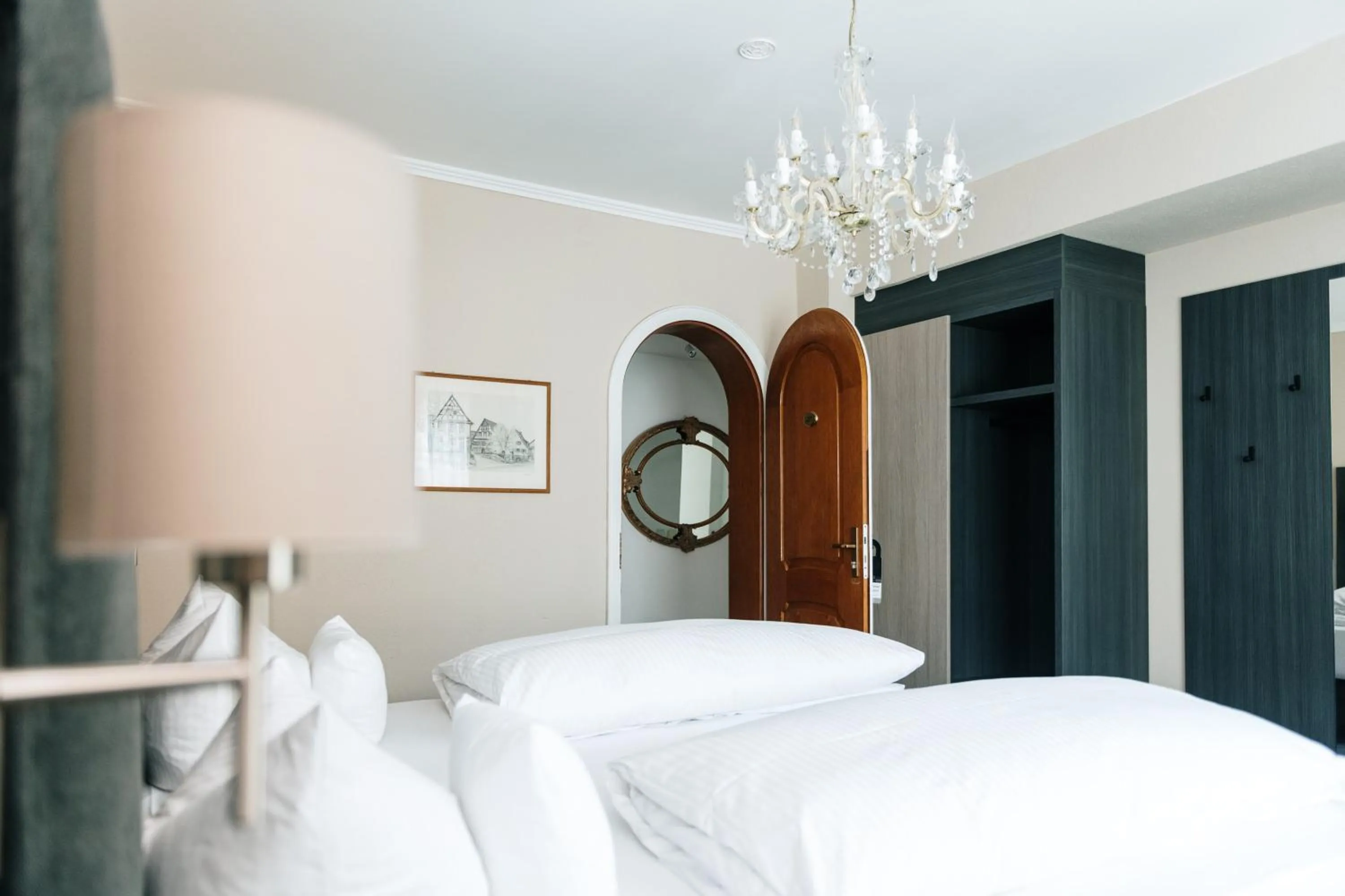 Photo of the whole room, Bed in Hotel Traube nähe Messe Stuttgart