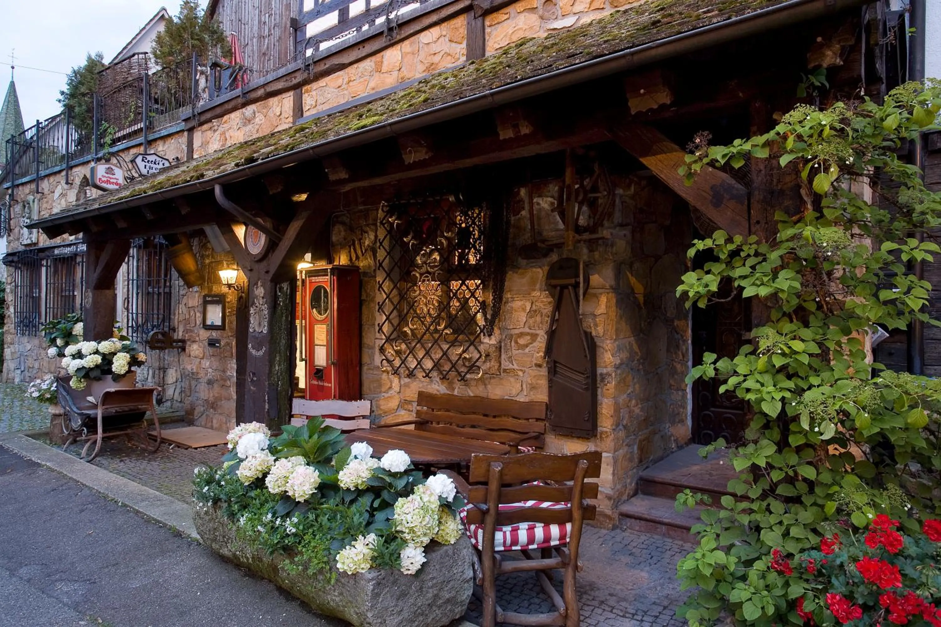 Facade/entrance in Hotel Traube nähe Messe Stuttgart