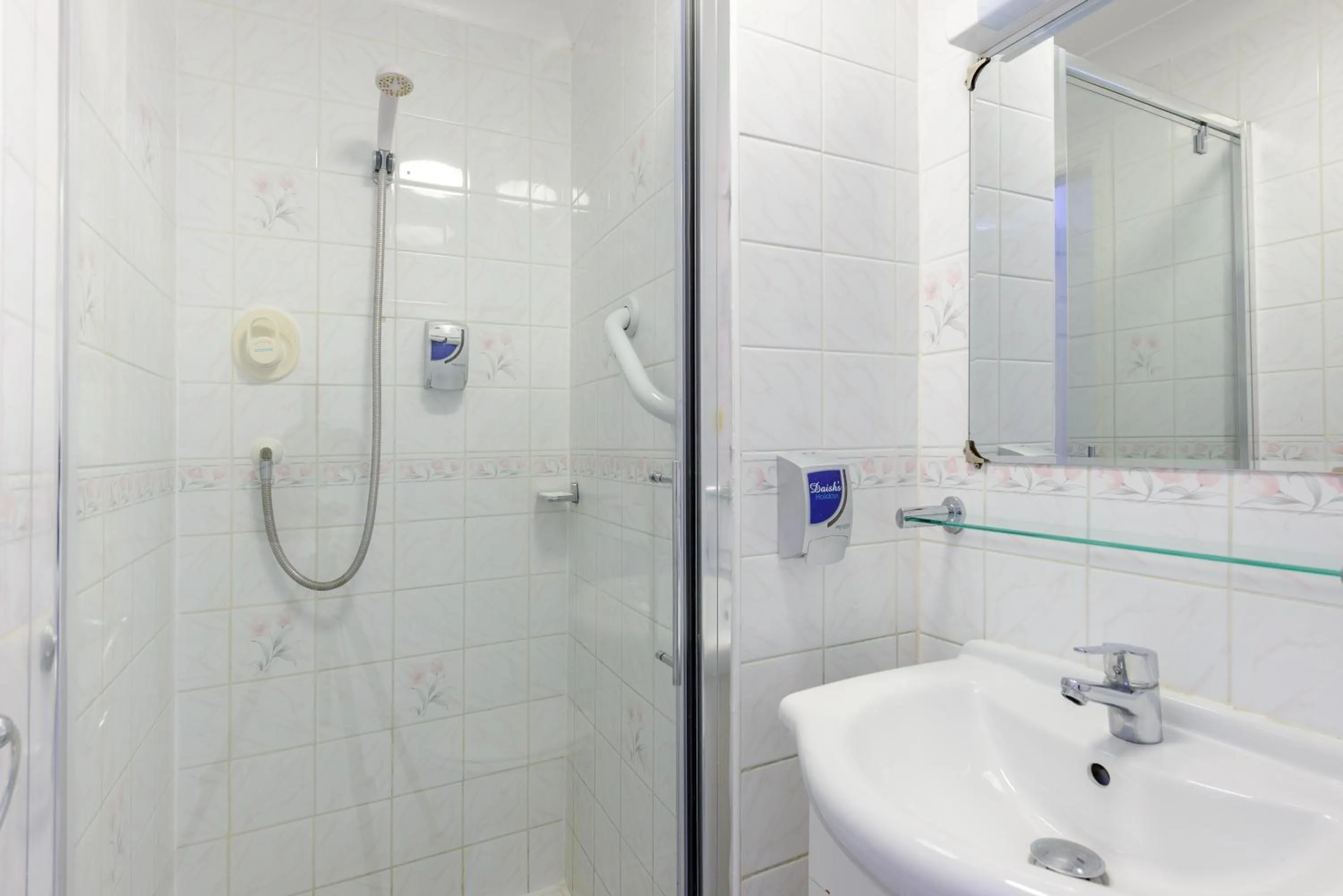 Shower in Daish's Hotel