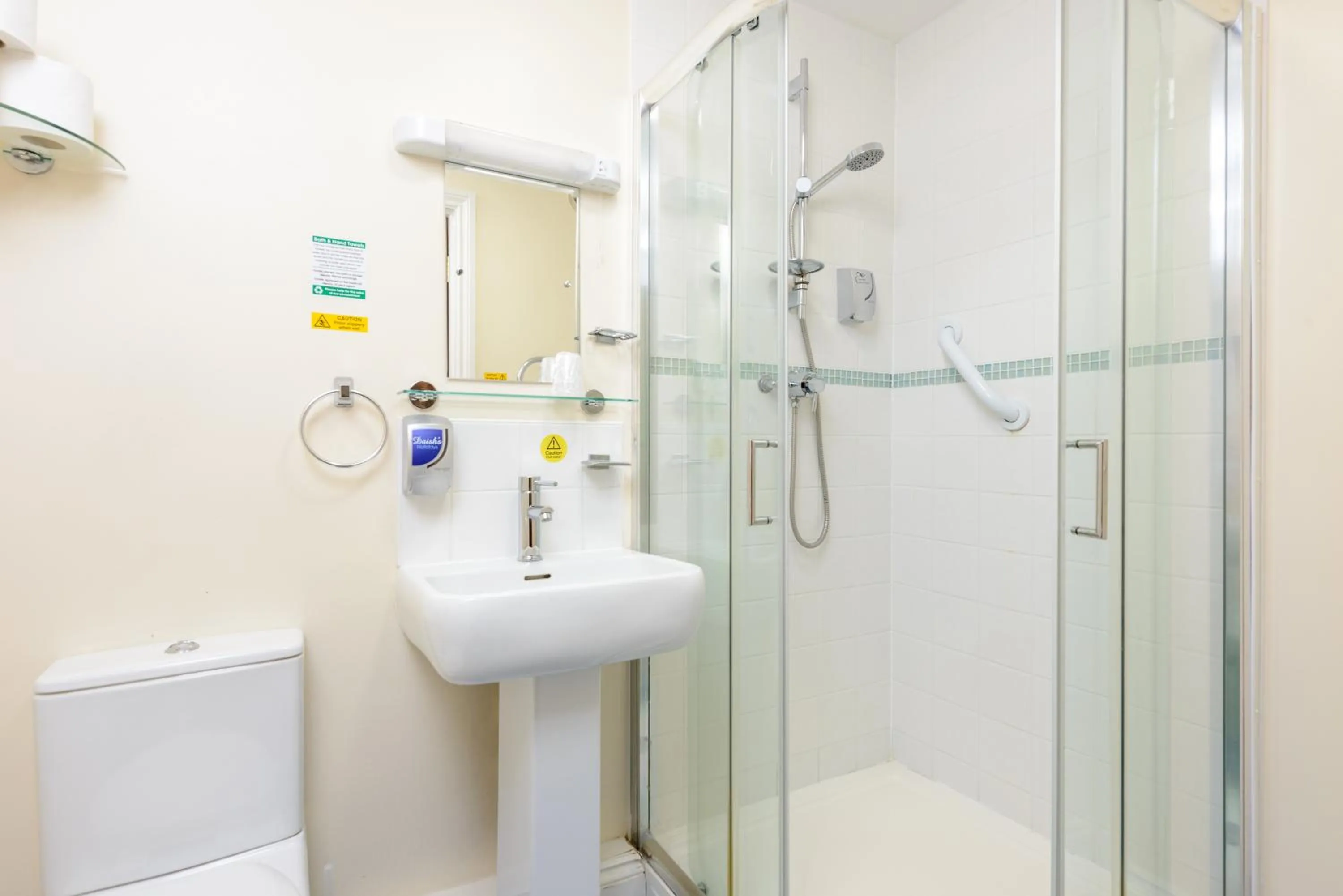 Shower in Daish's Hotel