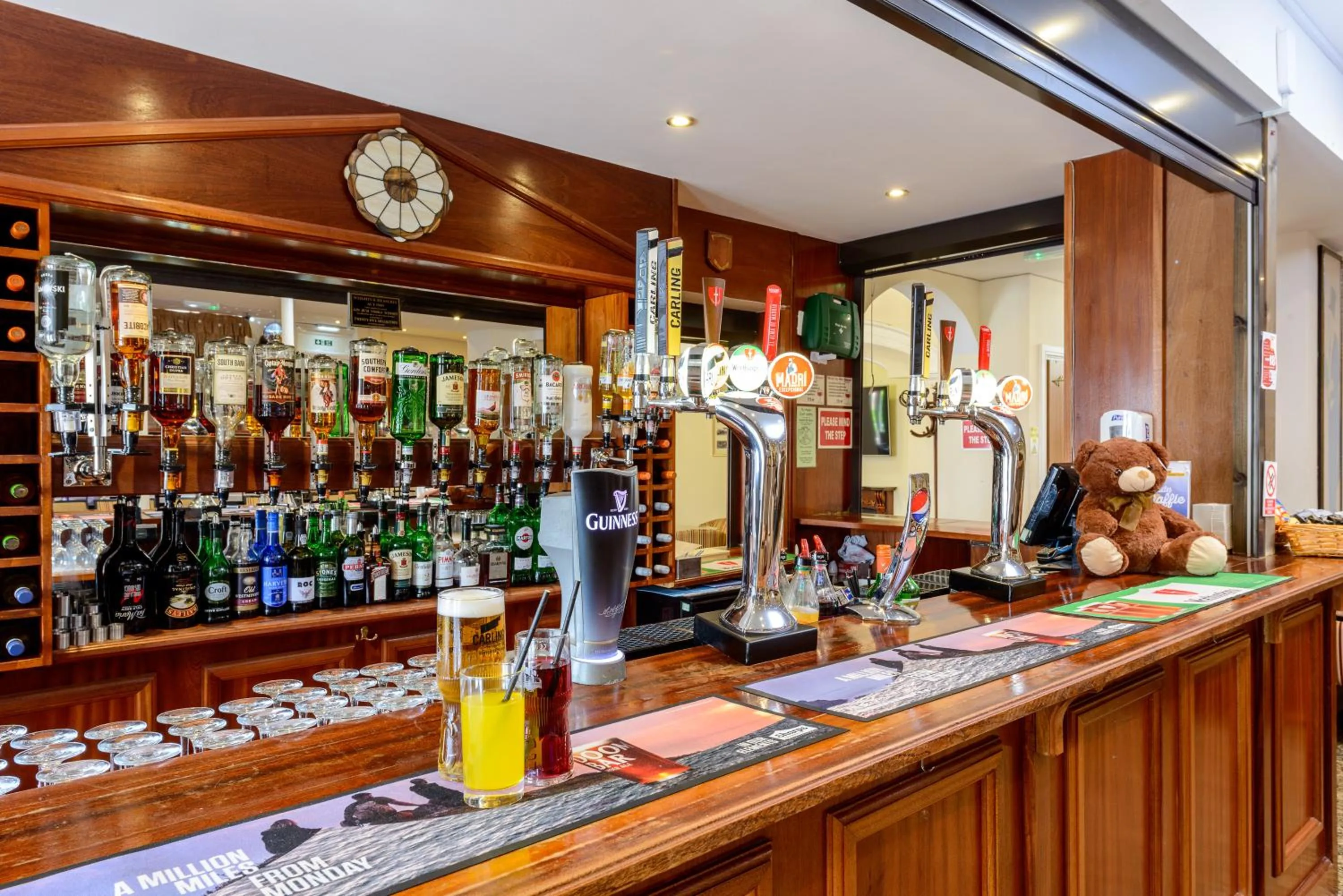 Lounge or bar in Daish's Hotel