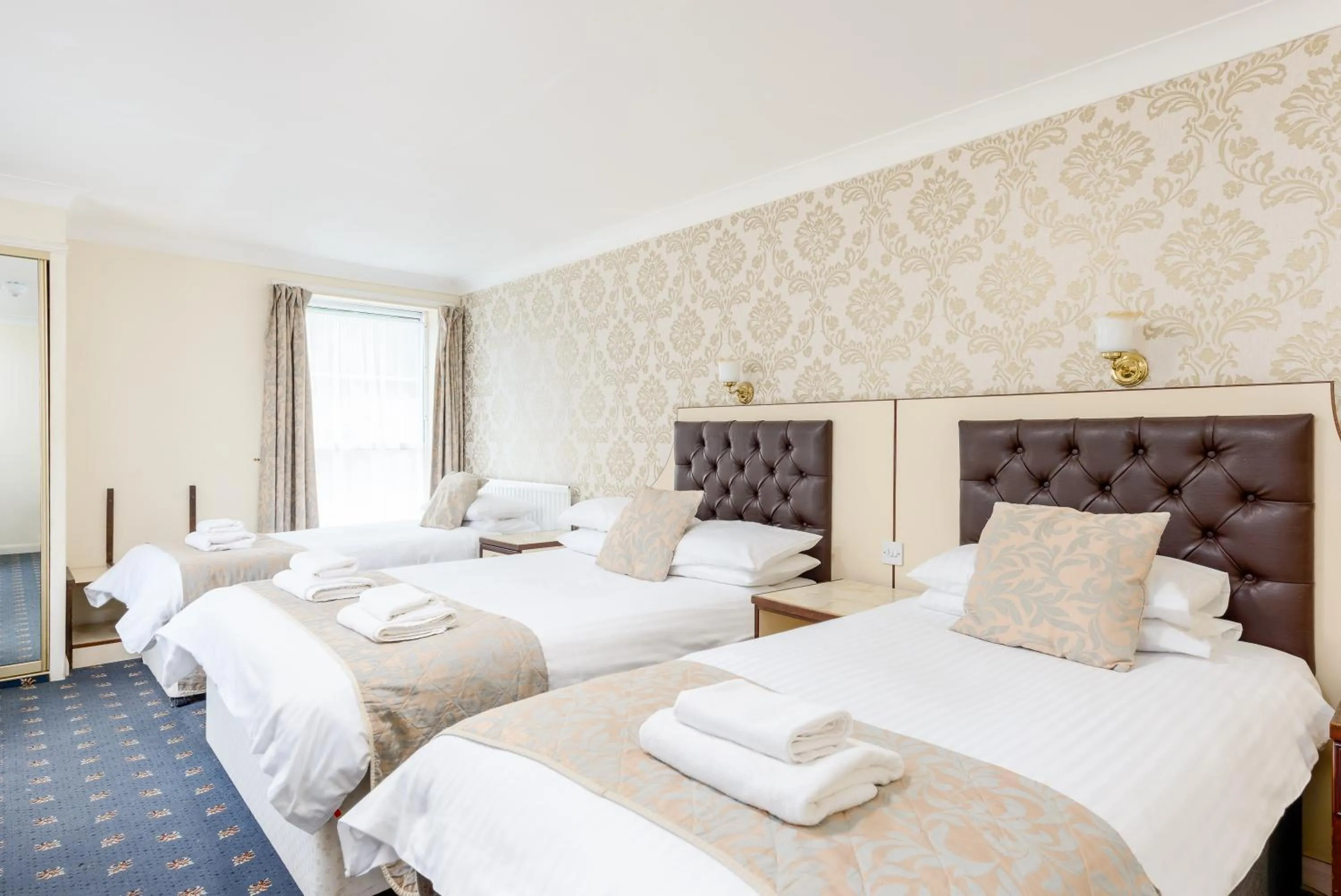 Bed in Devonshire Hotel