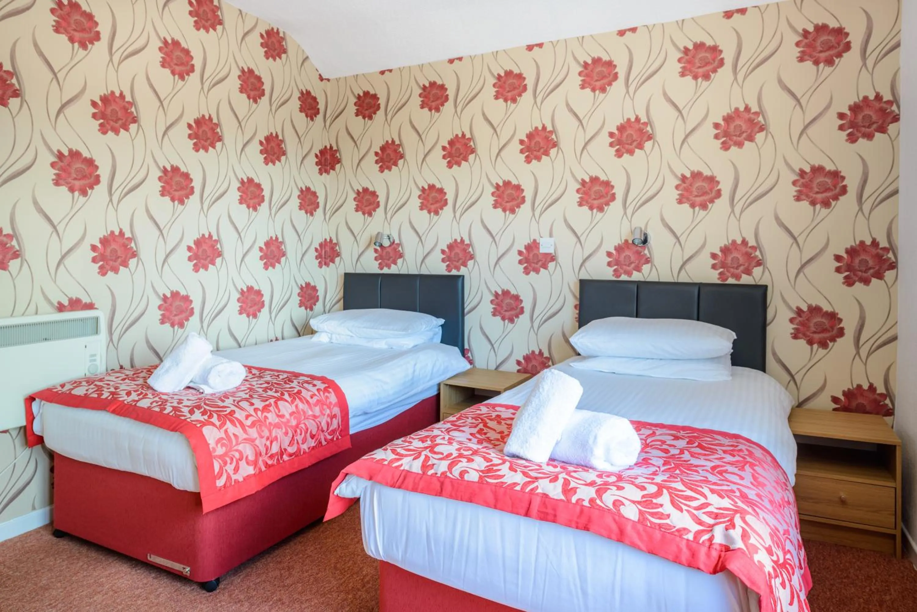 Bed in Somerset Hotel