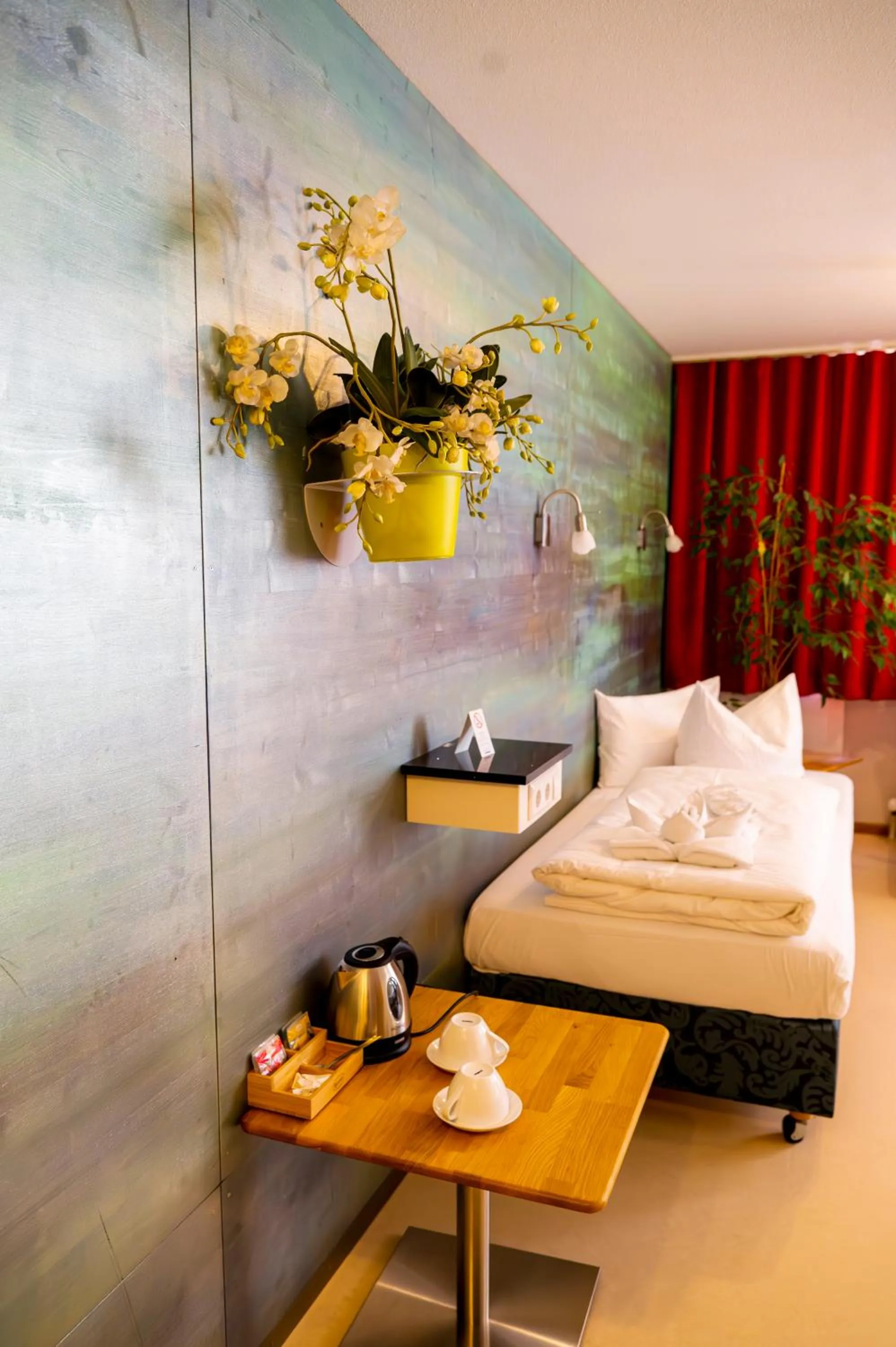 Bed in Abalon Hotel ideal