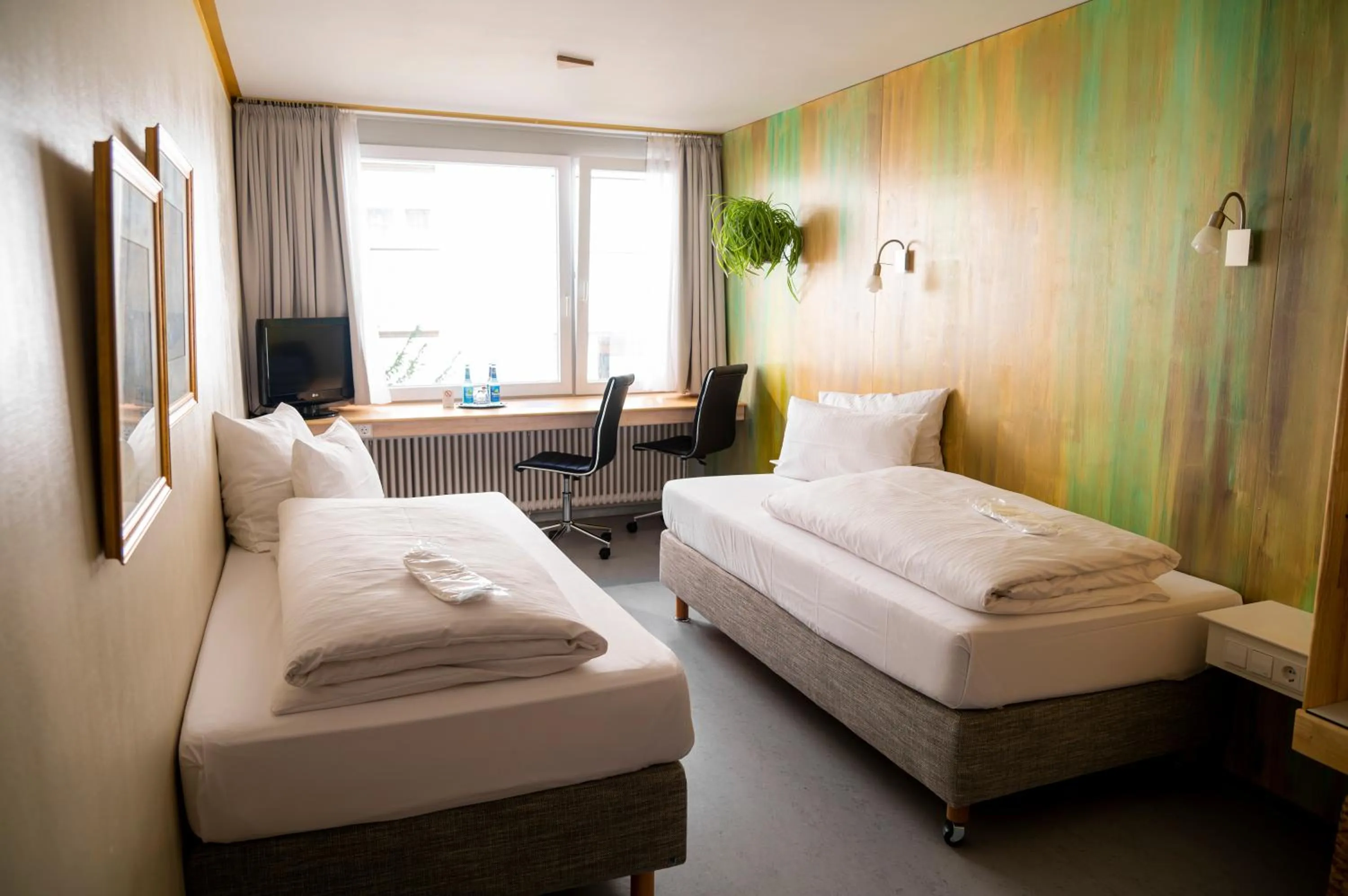 Bed in Abalon Hotel ideal