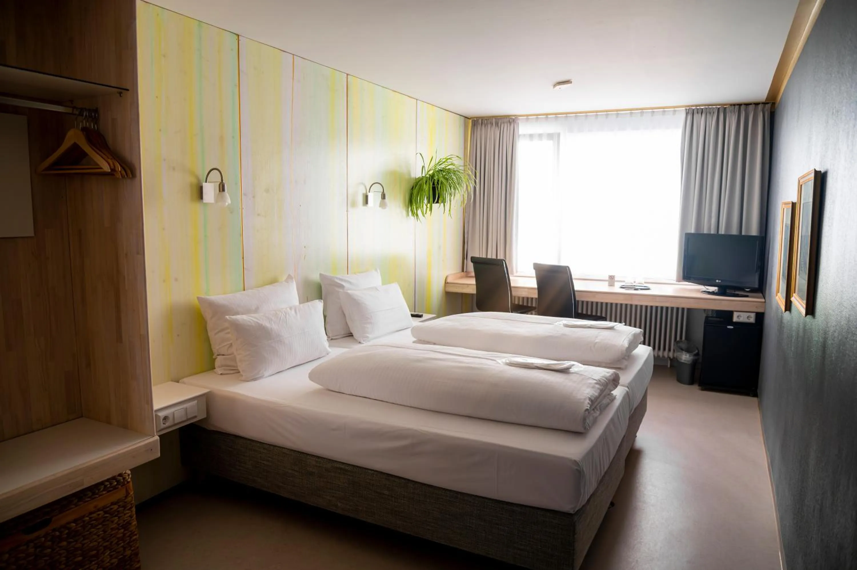 Bed in Abalon Hotel ideal