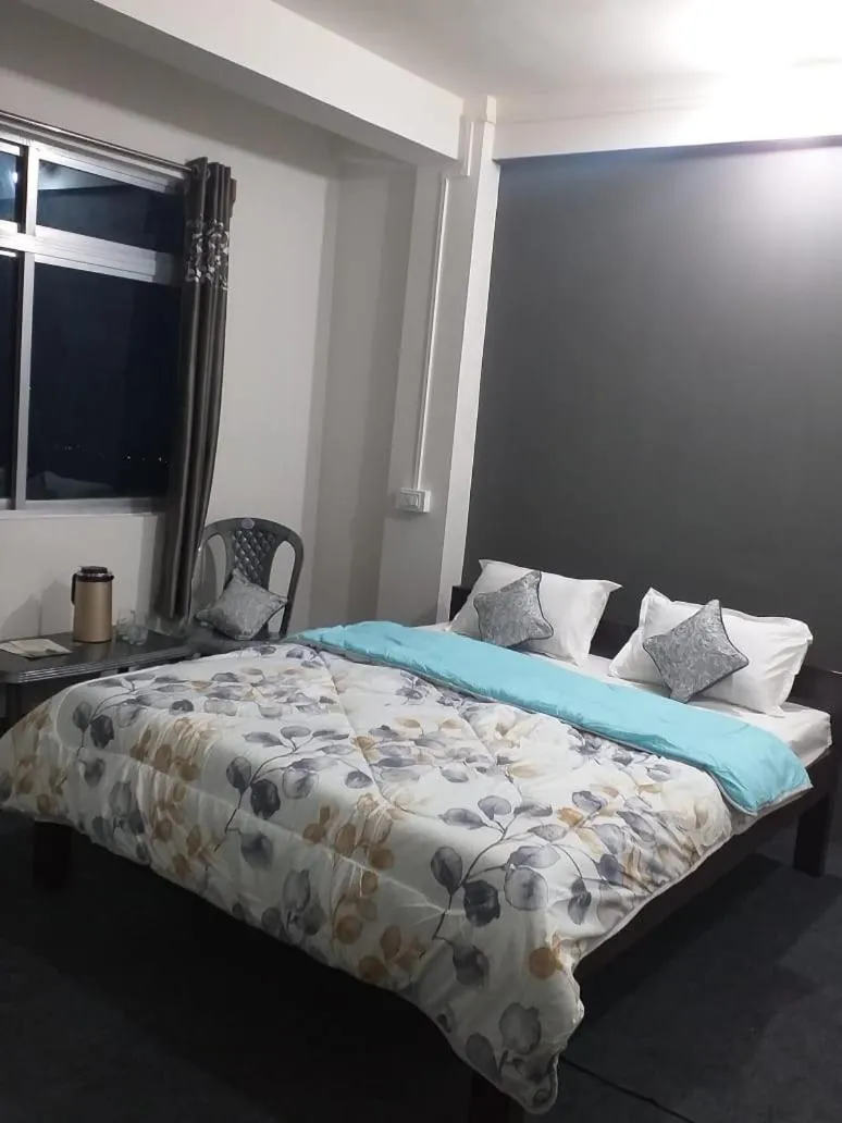 Standard Double Room in Madys view -Aaple Ghar