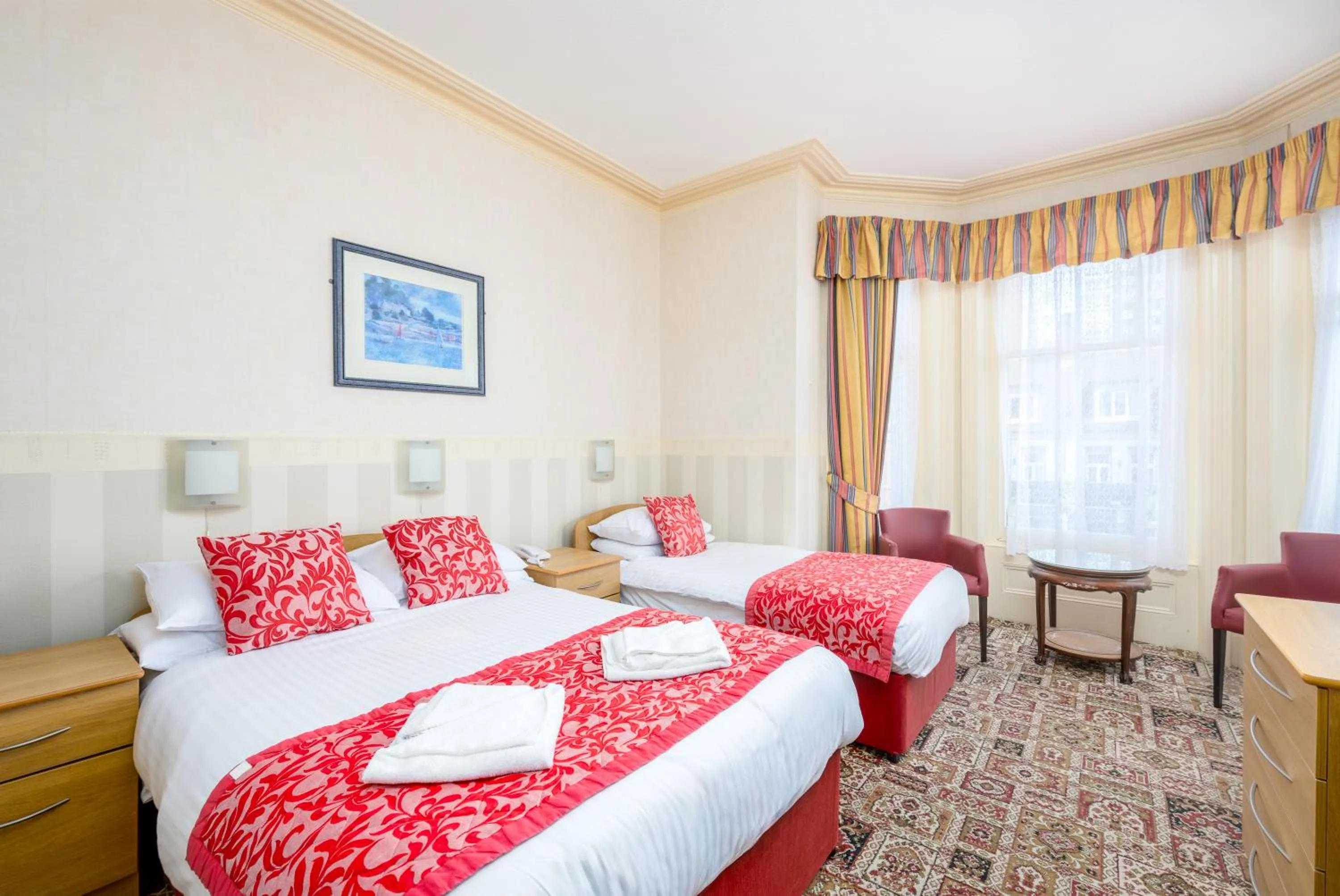 Bedroom, Bed in Bournemouth Sands Hotel