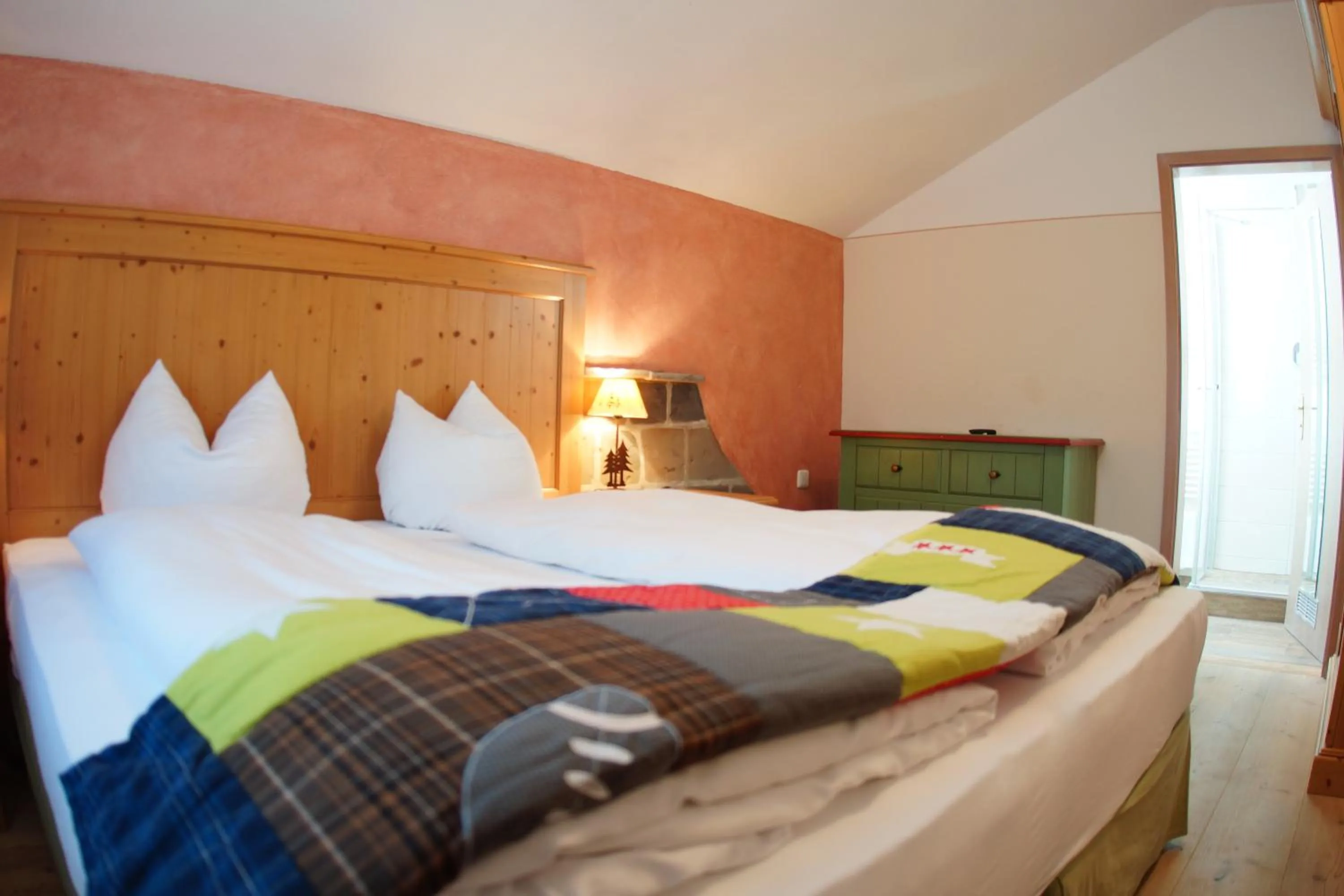 Bed in Landkomforthotel Panorama & Restaurant Bella Vista