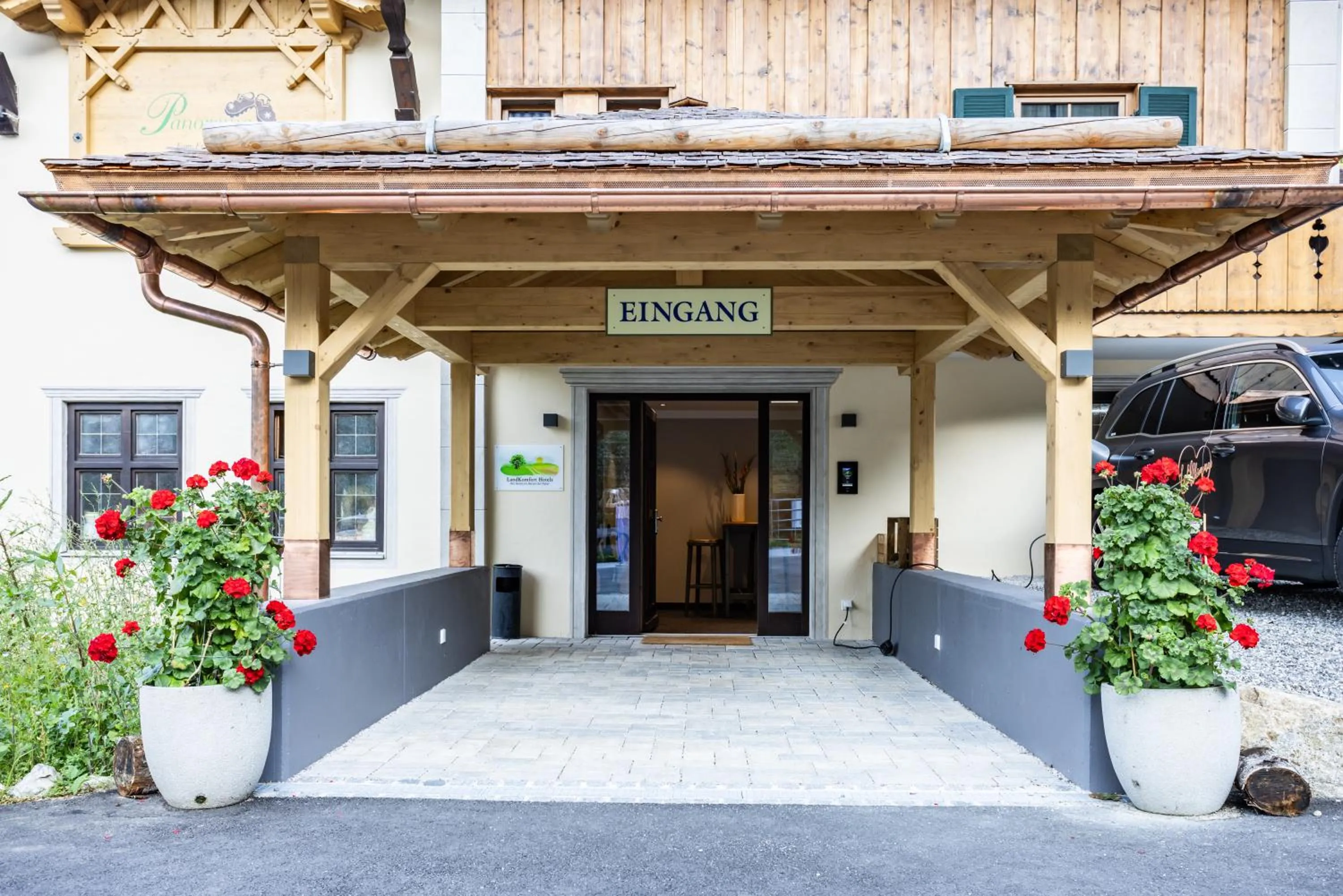 Property building in Landkomforthotel Panorama & Restaurant Bella Vista