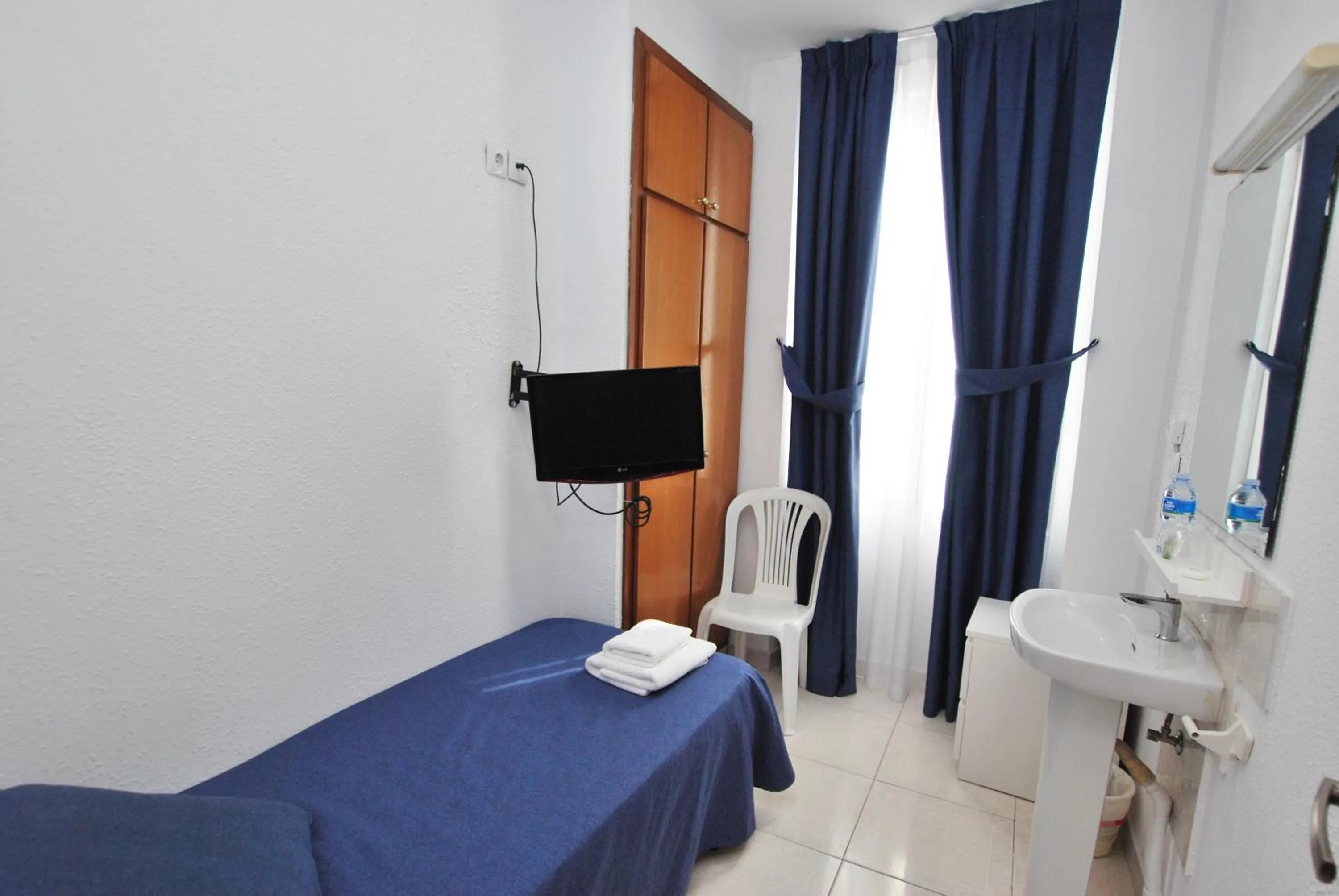 Bed in Hotel Tres Leones