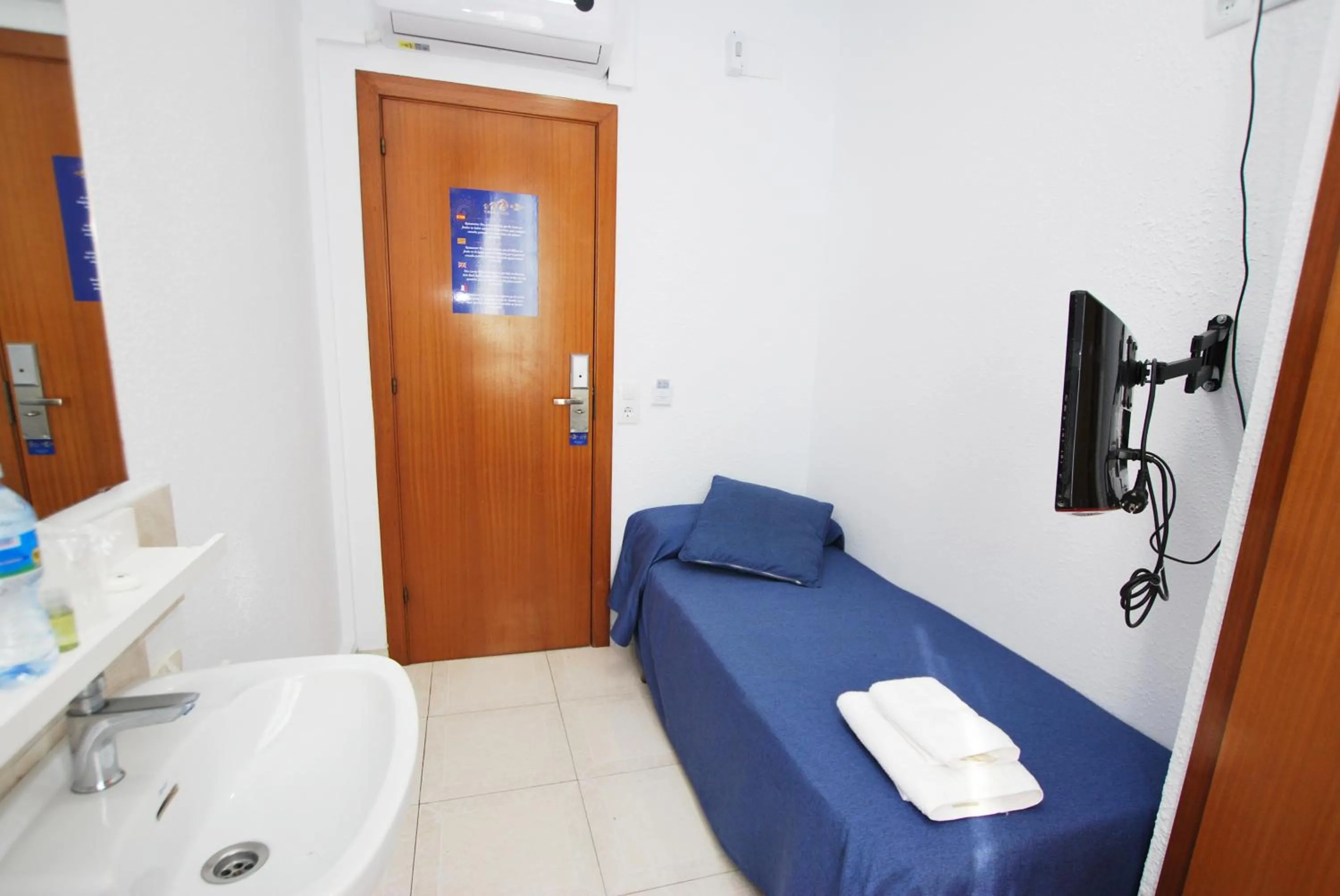 Bed in Hotel Tres Leones