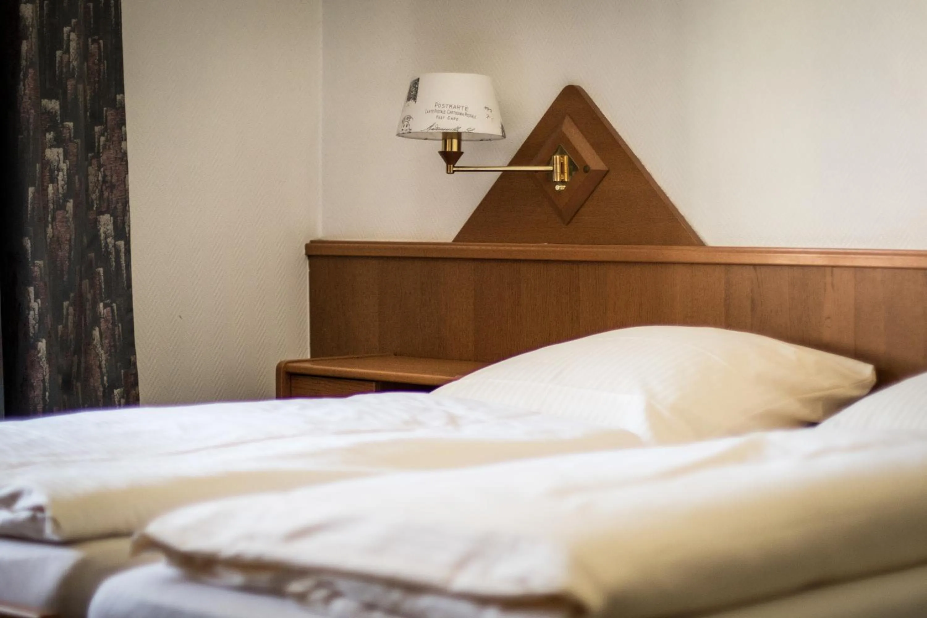 Bed in Hotel Alscher