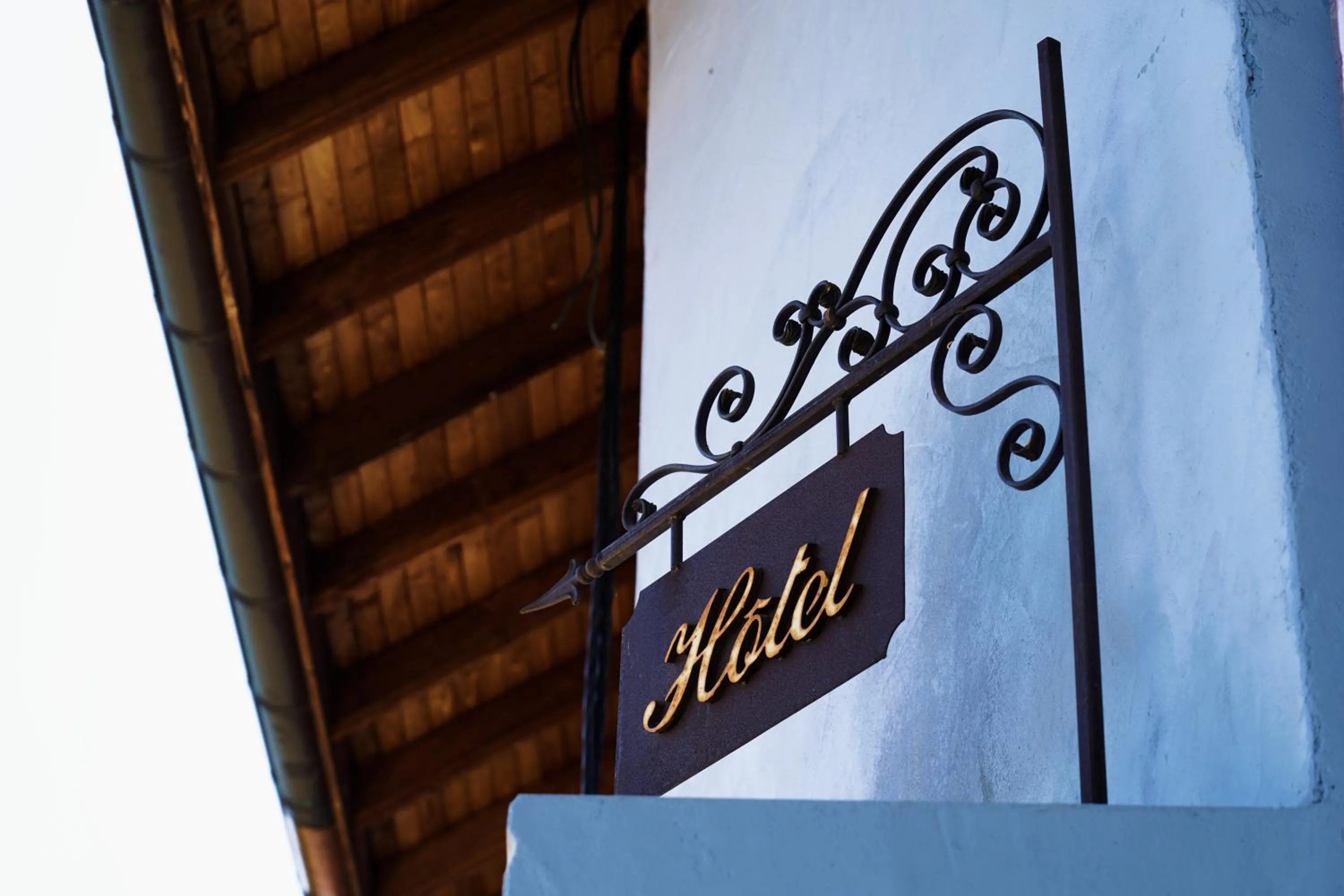 Logo/Certificate/Sign in Hôtel Le Mouton Bleu