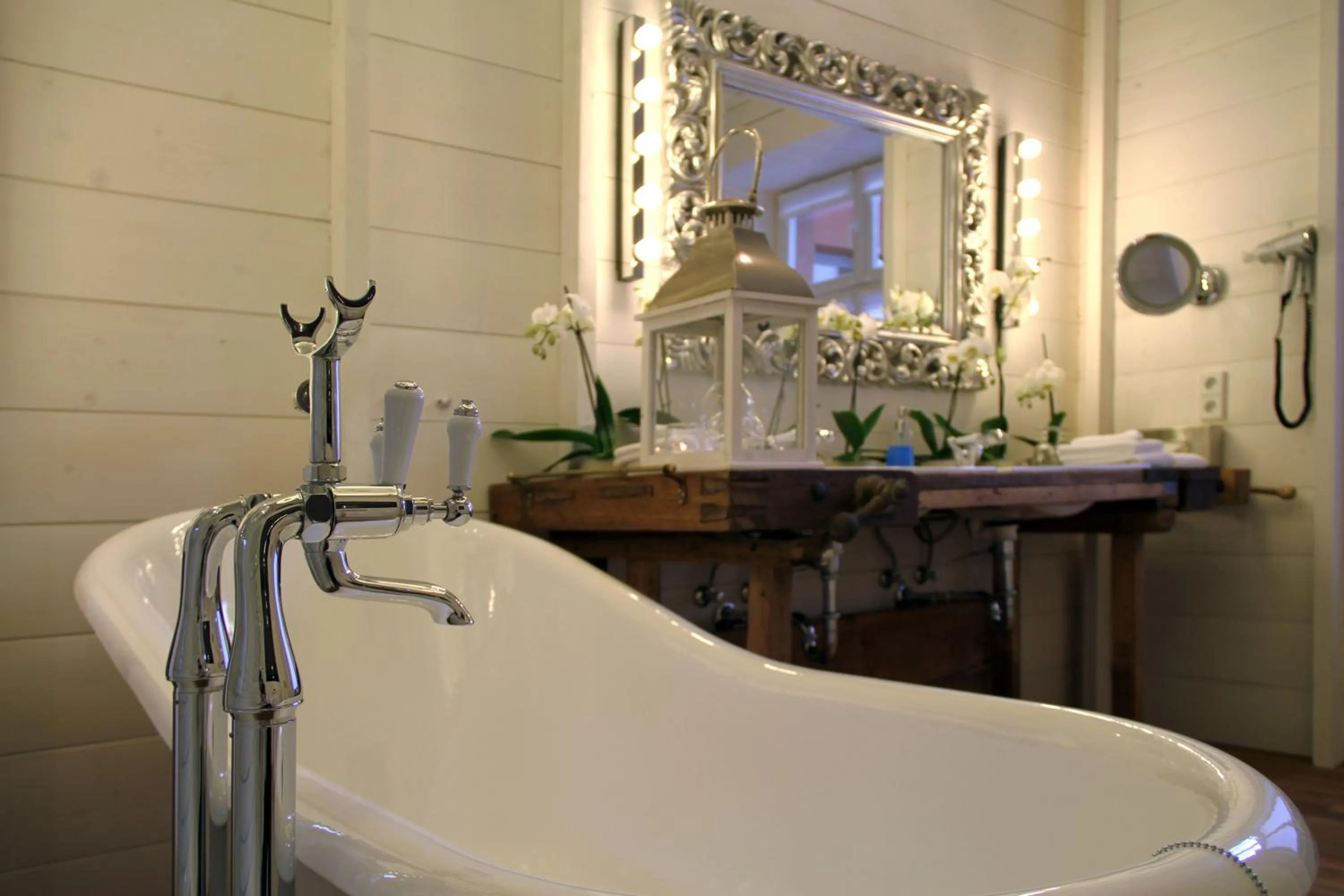 Bathroom in ackselhaus & blue Home