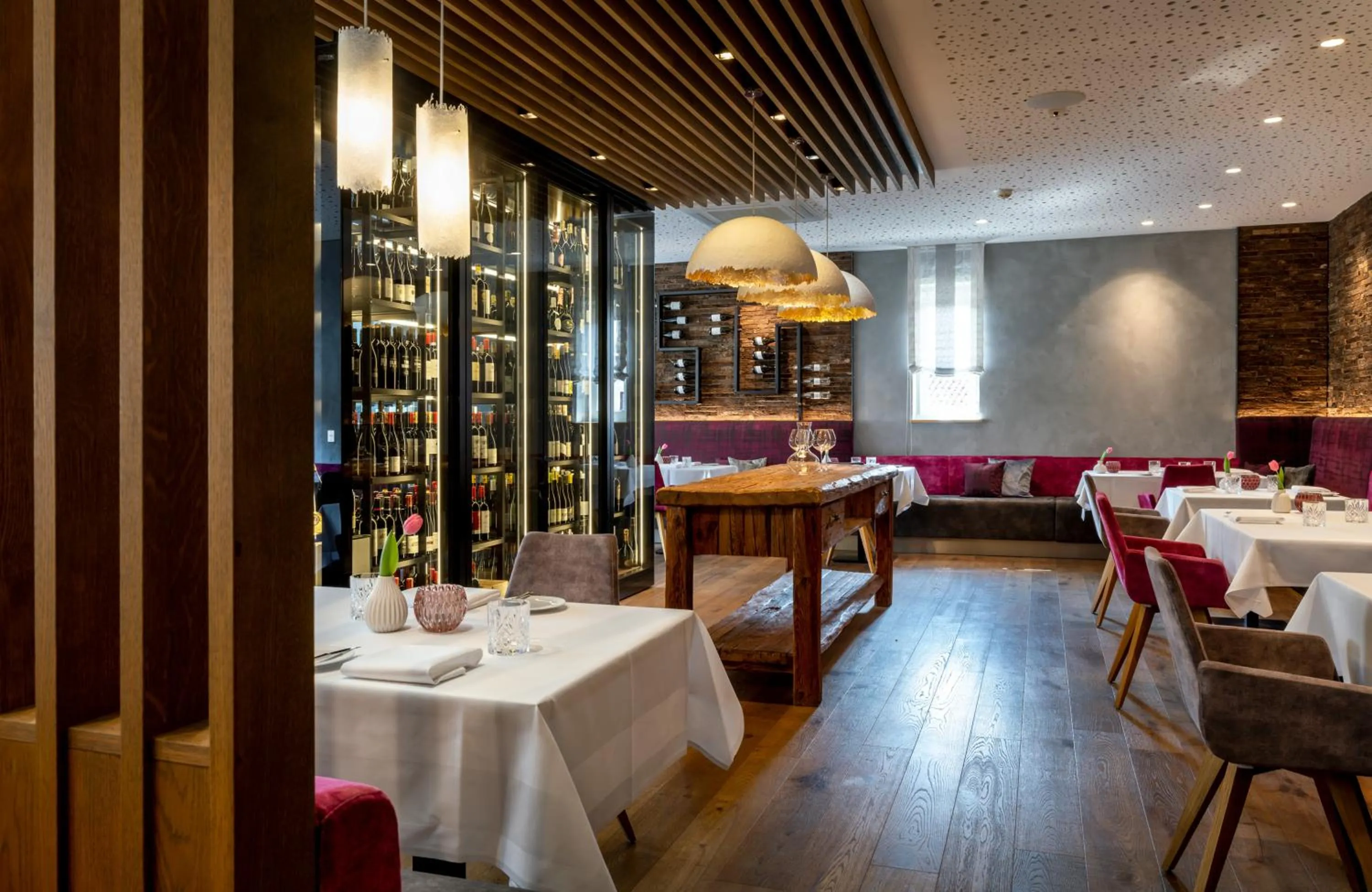 Restaurant/places to eat in Landhotel Weißes Roß