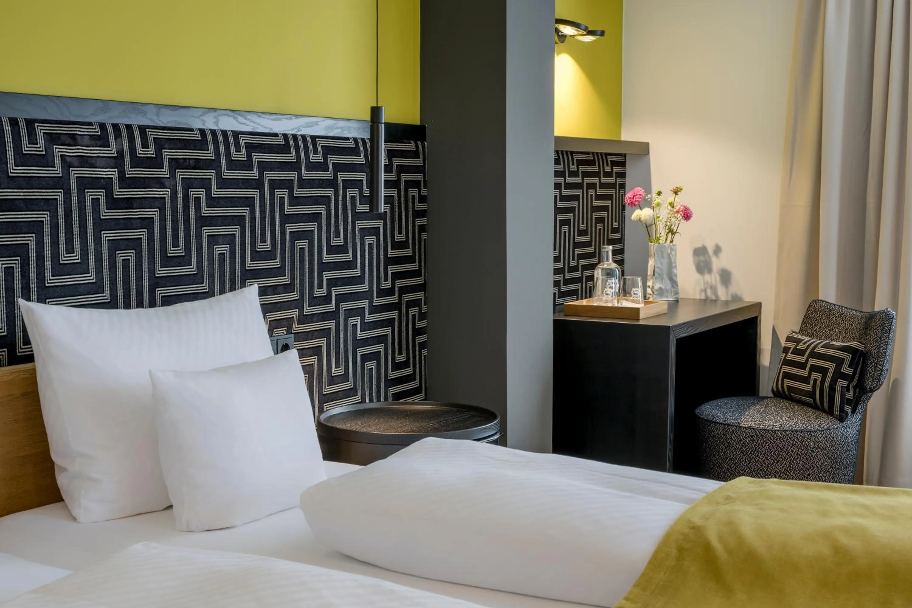 Bed in Landhotel Weißes Roß