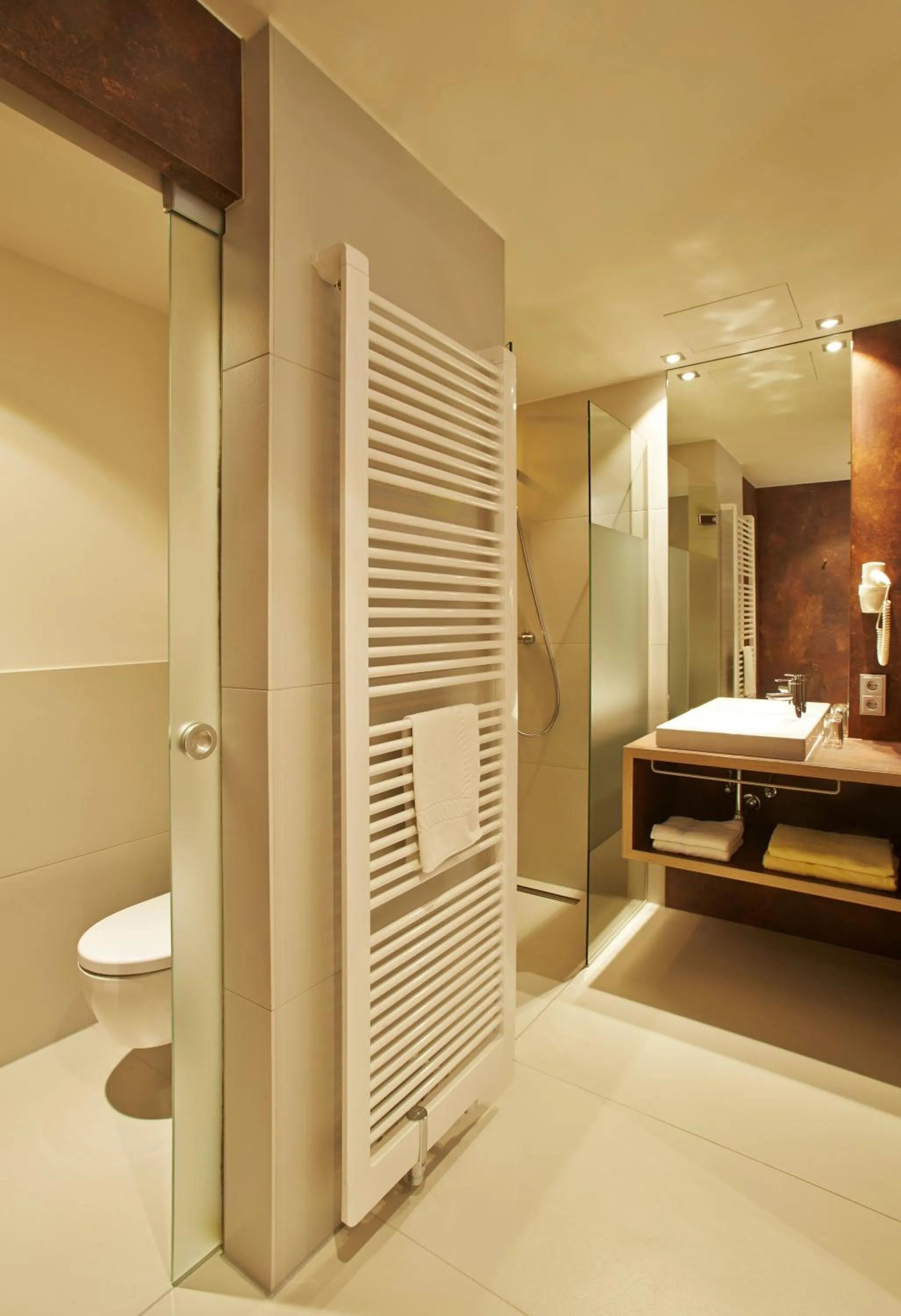 Bathroom in Landhotel Weißes Roß