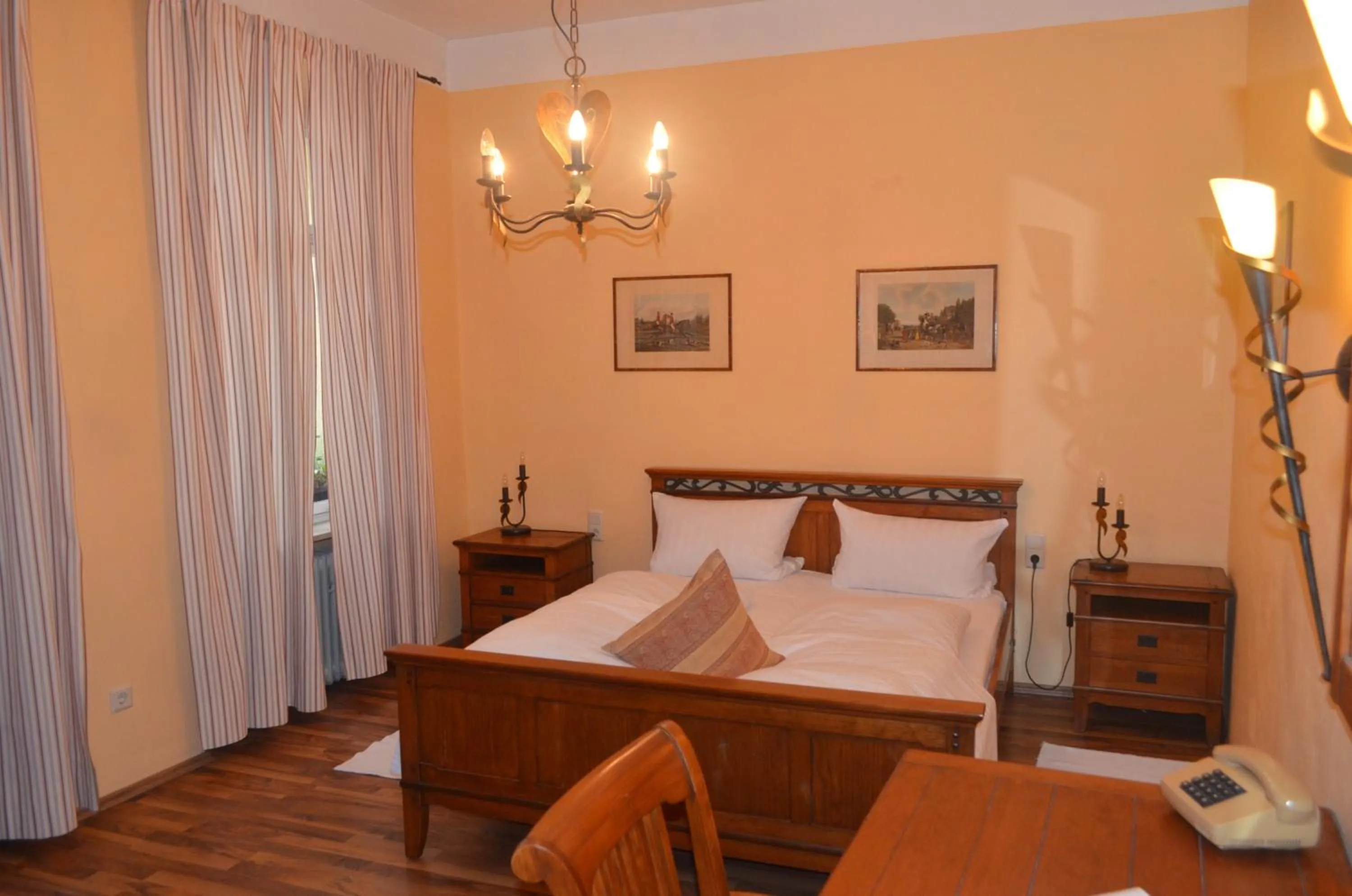 Photo of the whole room, Bed in Hotel Graupner