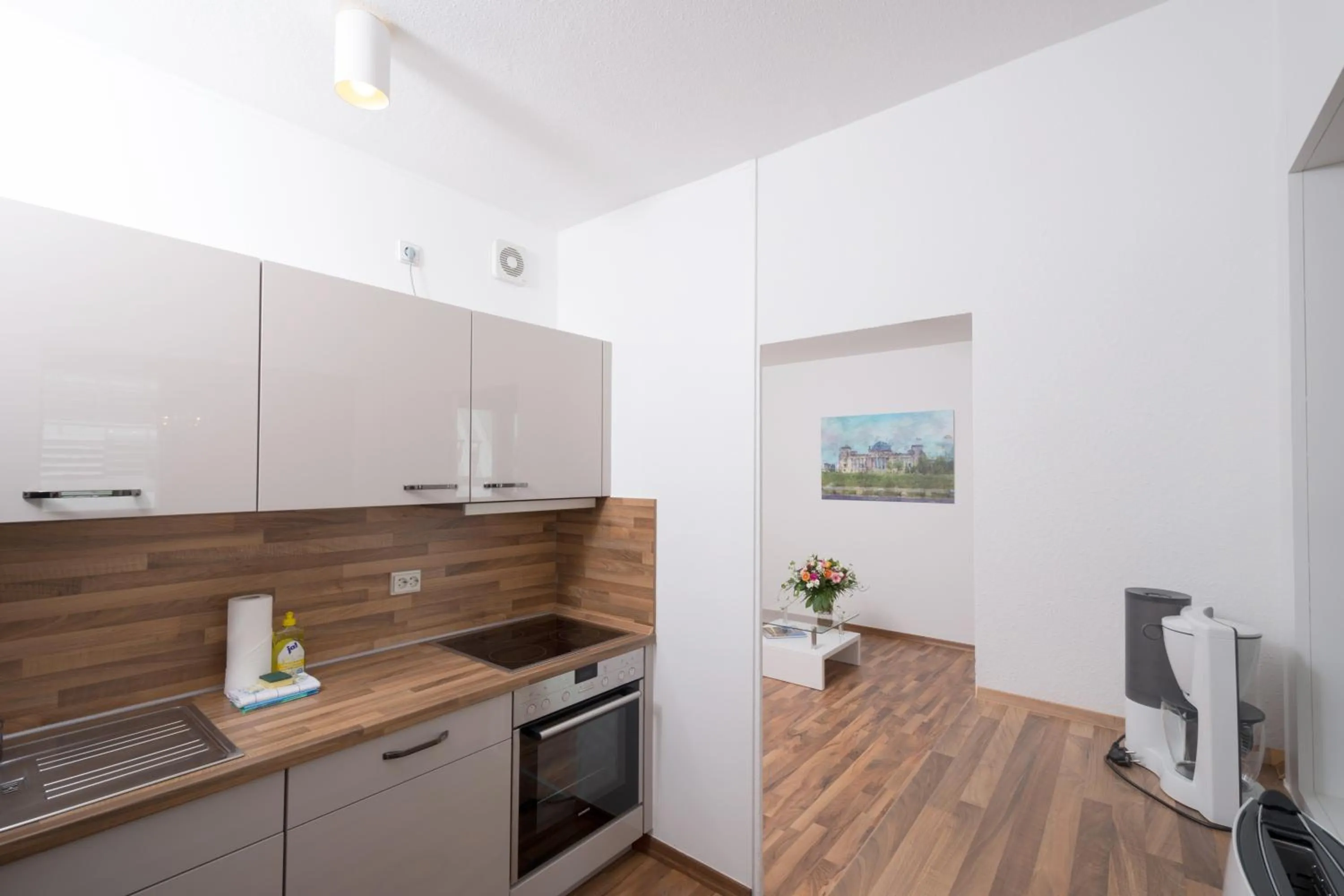 Kitchen or kitchenette in Apartments am Brandenburger Tor