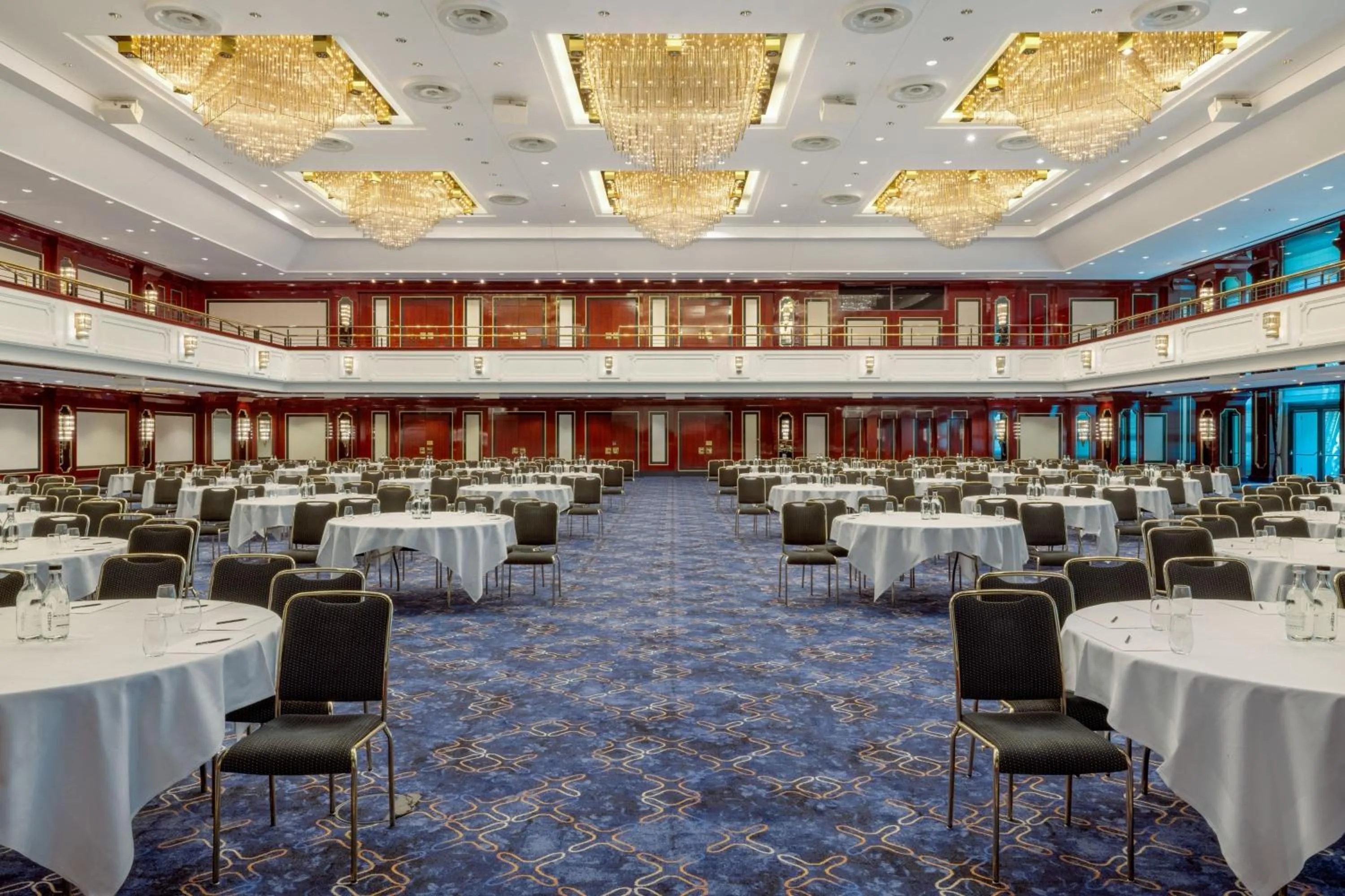 Lounge or bar in JW Marriott Hotel Berlin