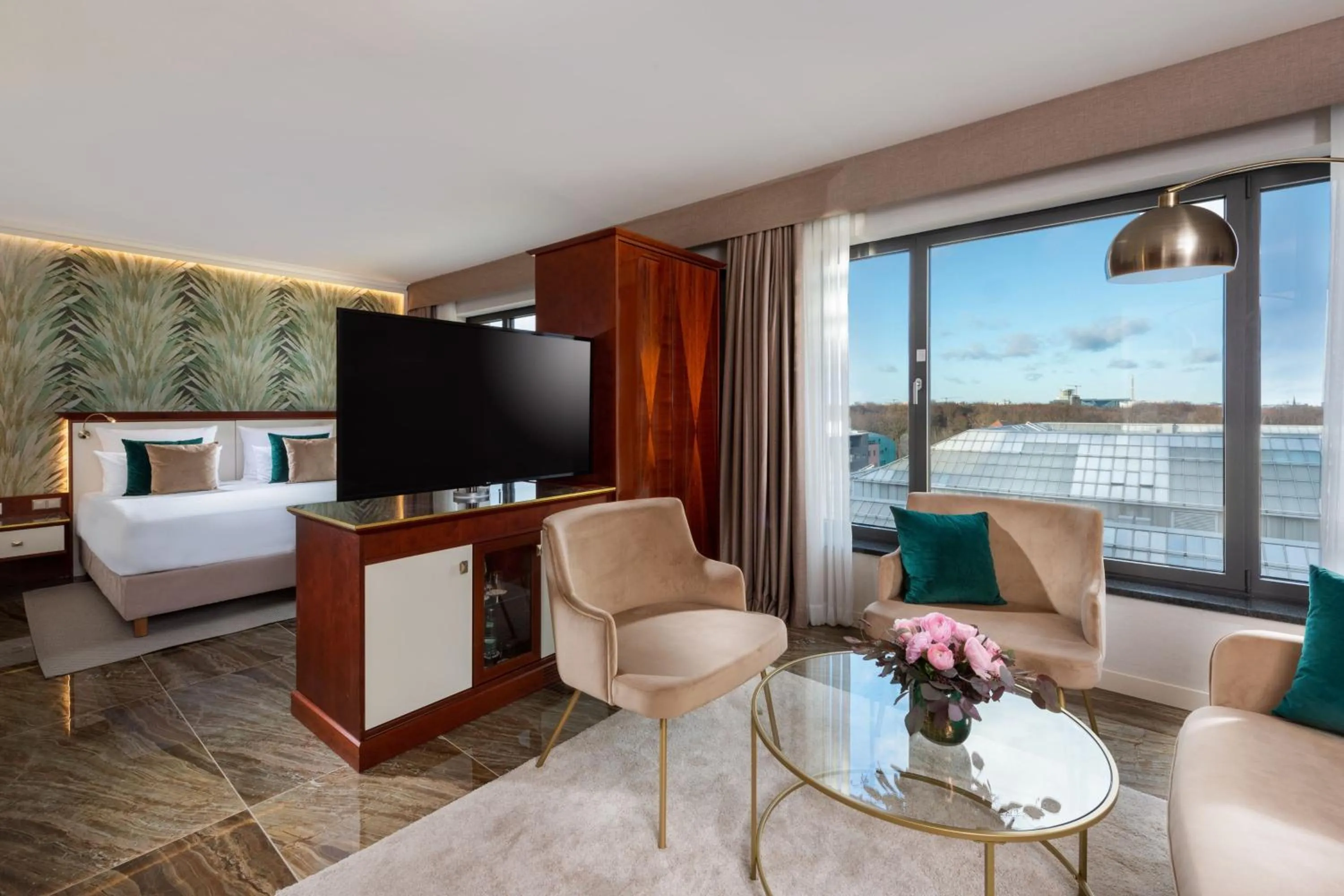 Photo of the whole room, Bed in JW Marriott Hotel Berlin