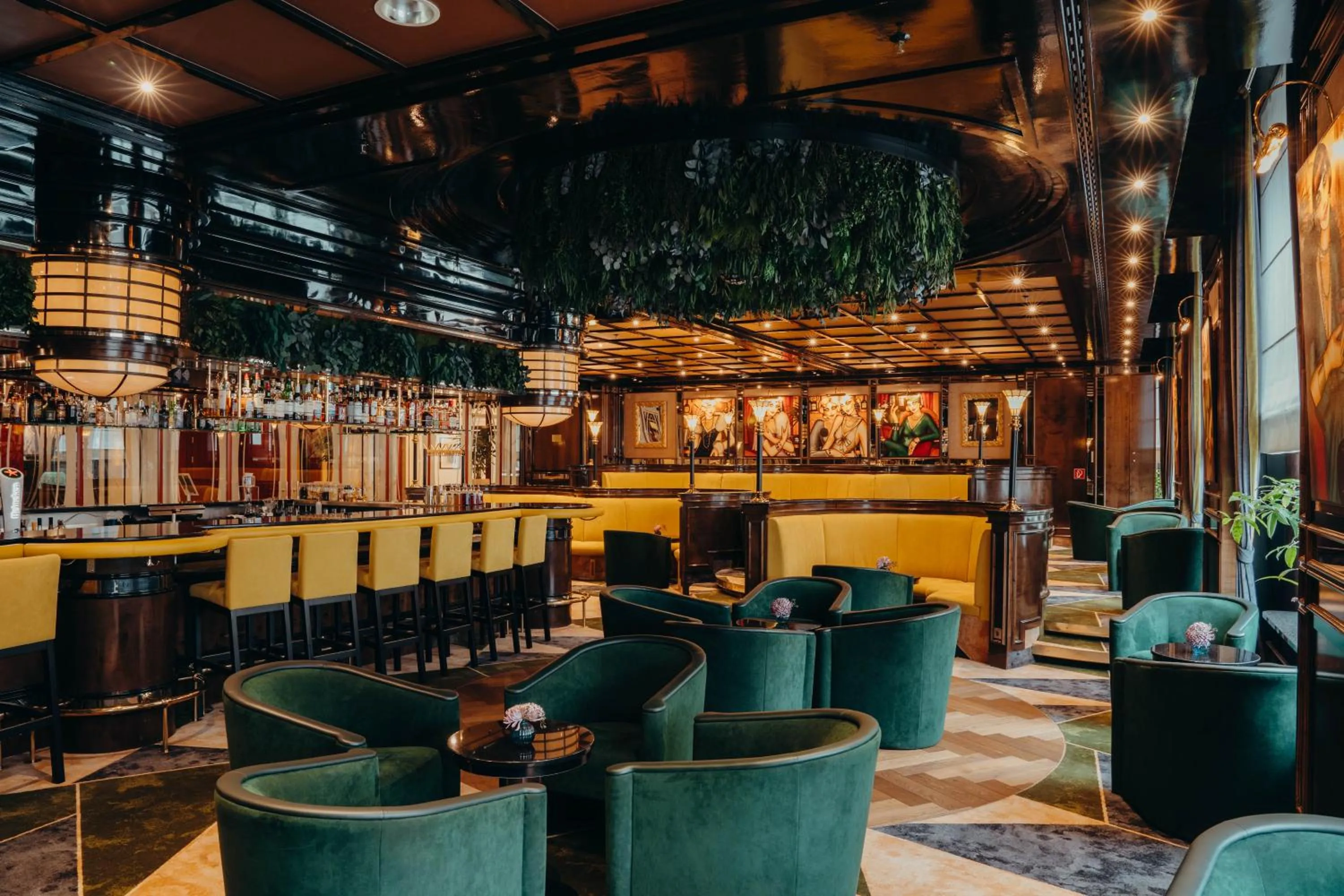 Lounge or bar in JW Marriott Hotel Berlin