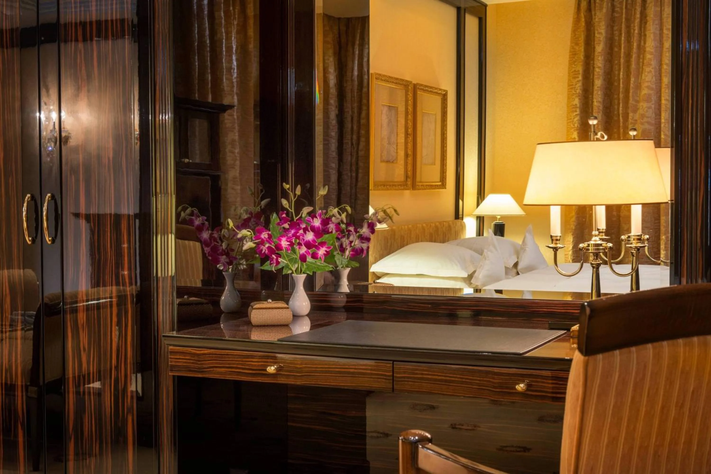 Photo of the whole room in JW Marriott Hotel Berlin