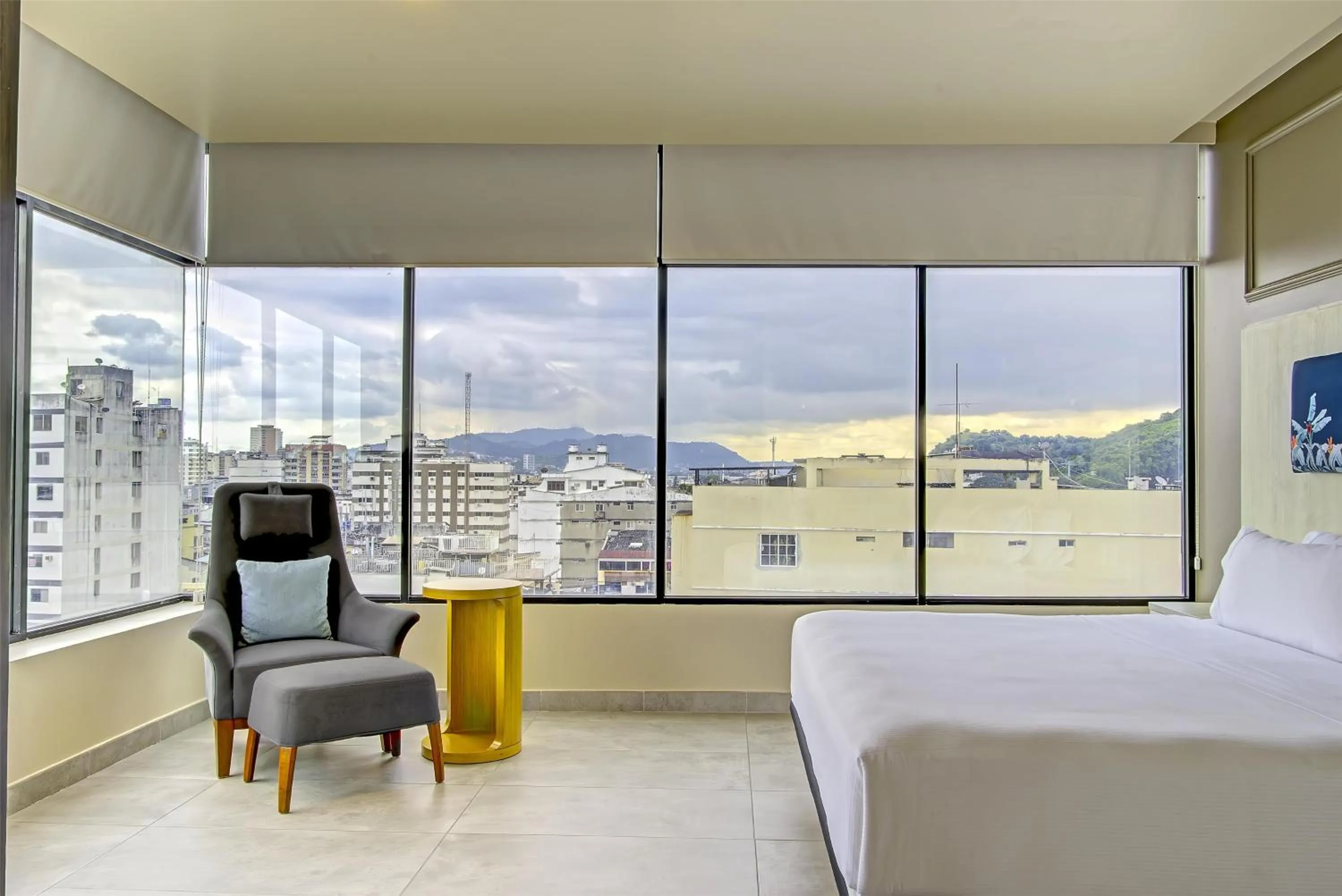 Bed in DoubleTree by Hilton Guayaquil