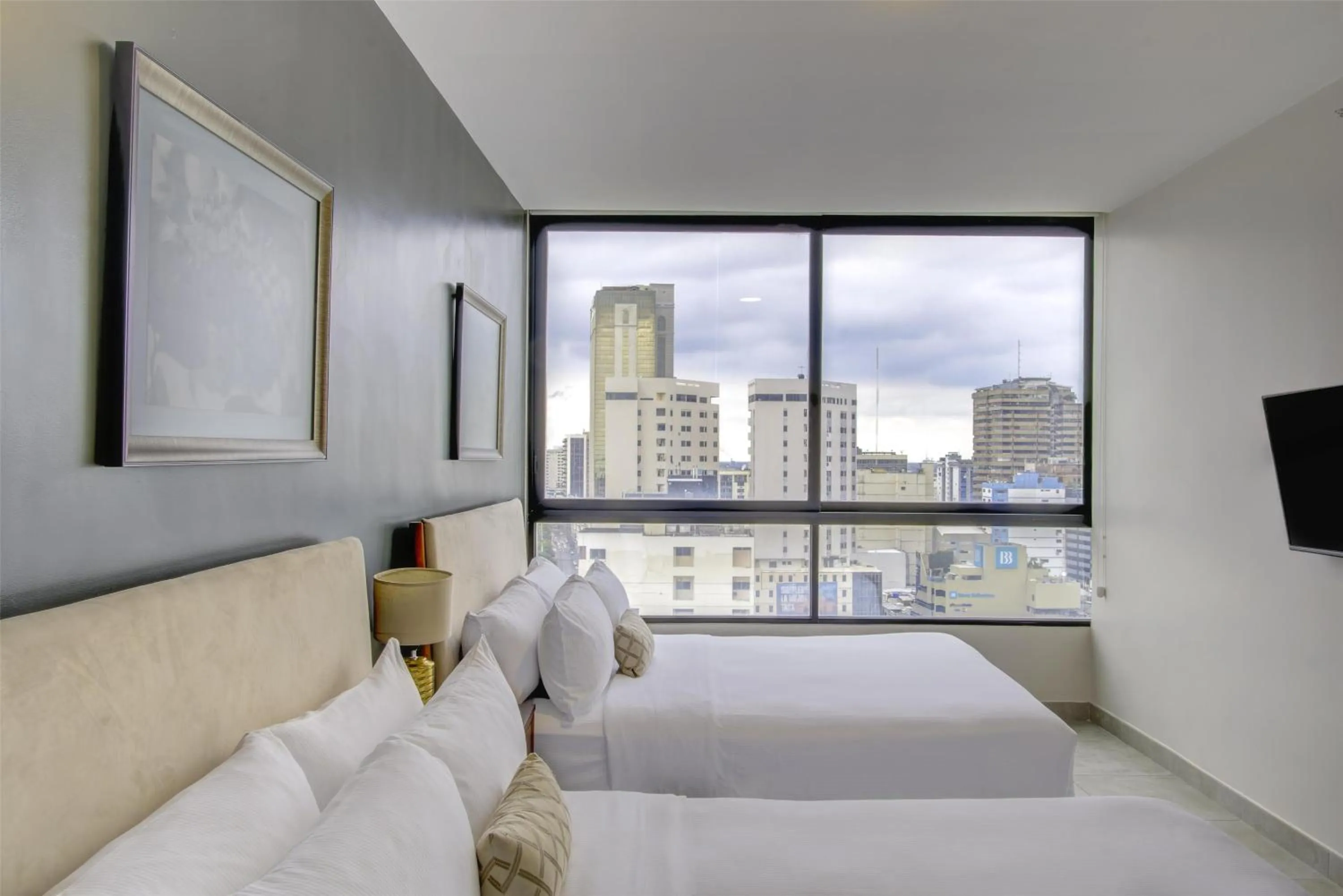 Bed in DoubleTree by Hilton Guayaquil