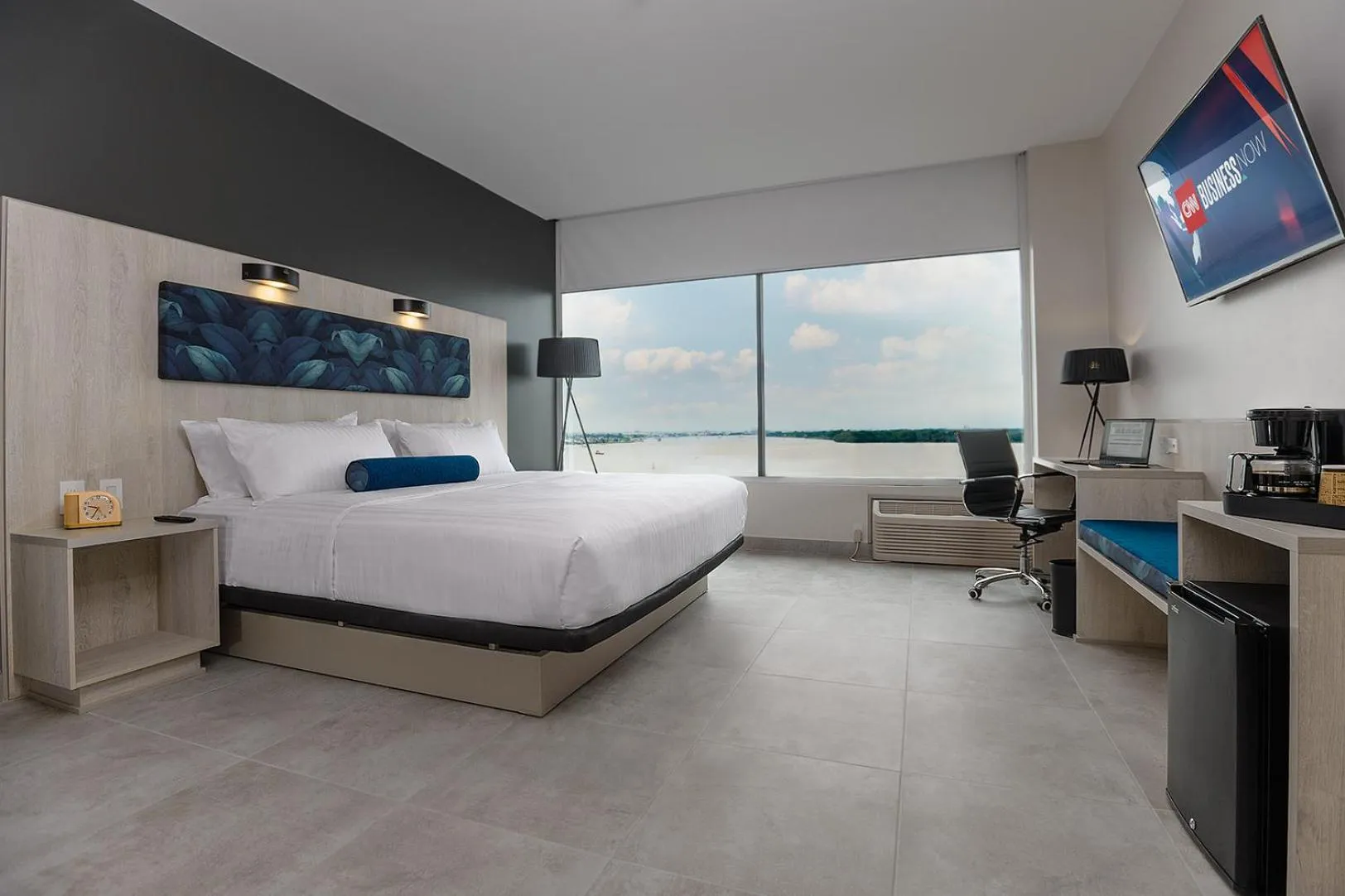 Bed in DoubleTree by Hilton Guayaquil