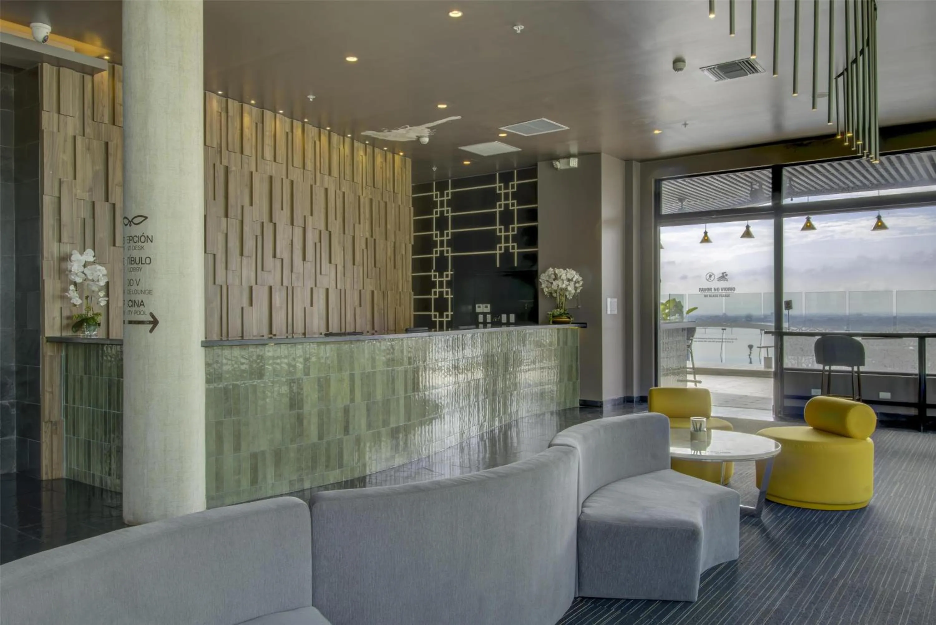 Lobby or reception in DoubleTree by Hilton Guayaquil