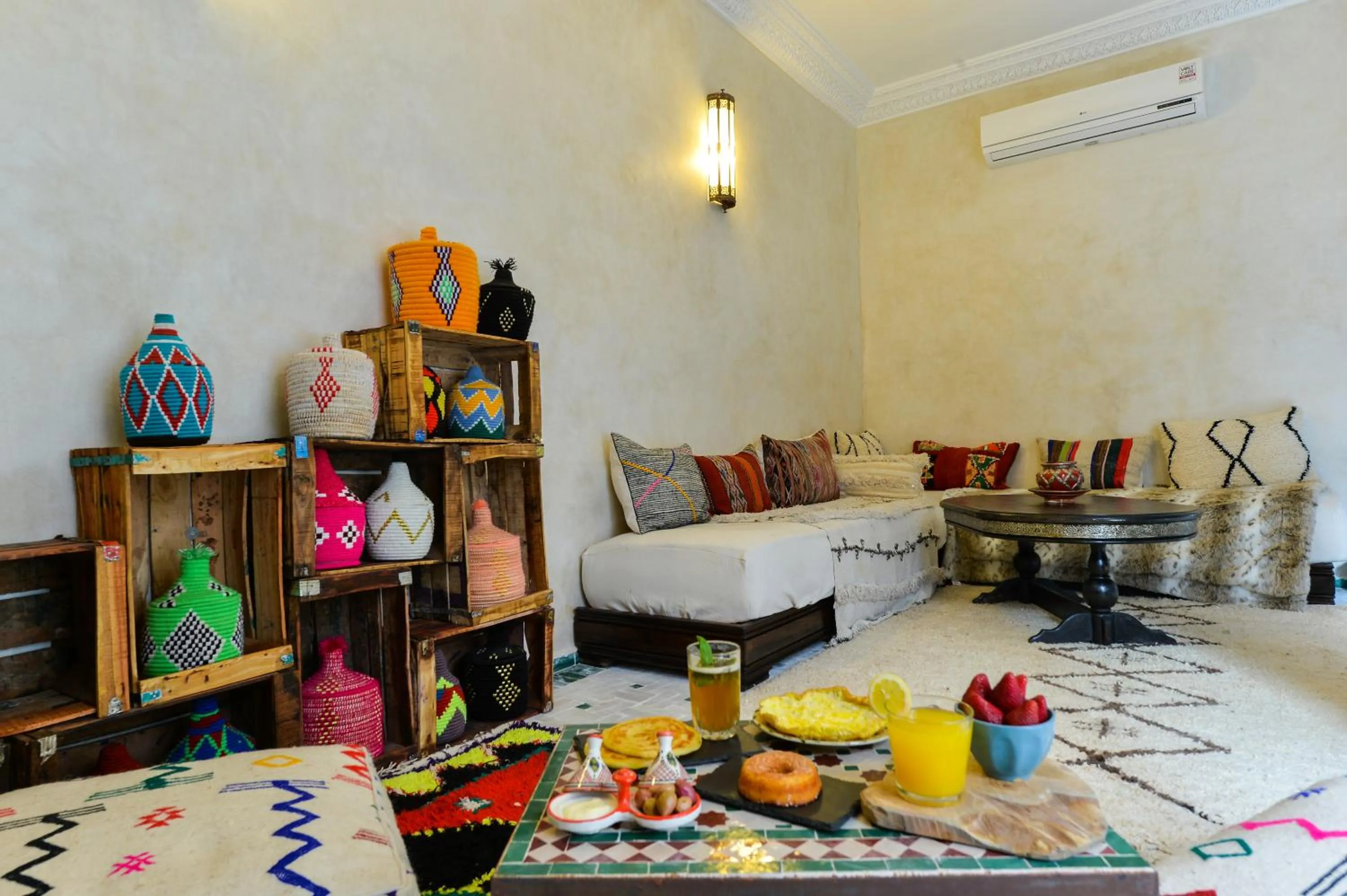 Continental breakfast, Bed in Casa De Marrakech Riad Guest House